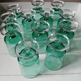 12 verres à pied vintages