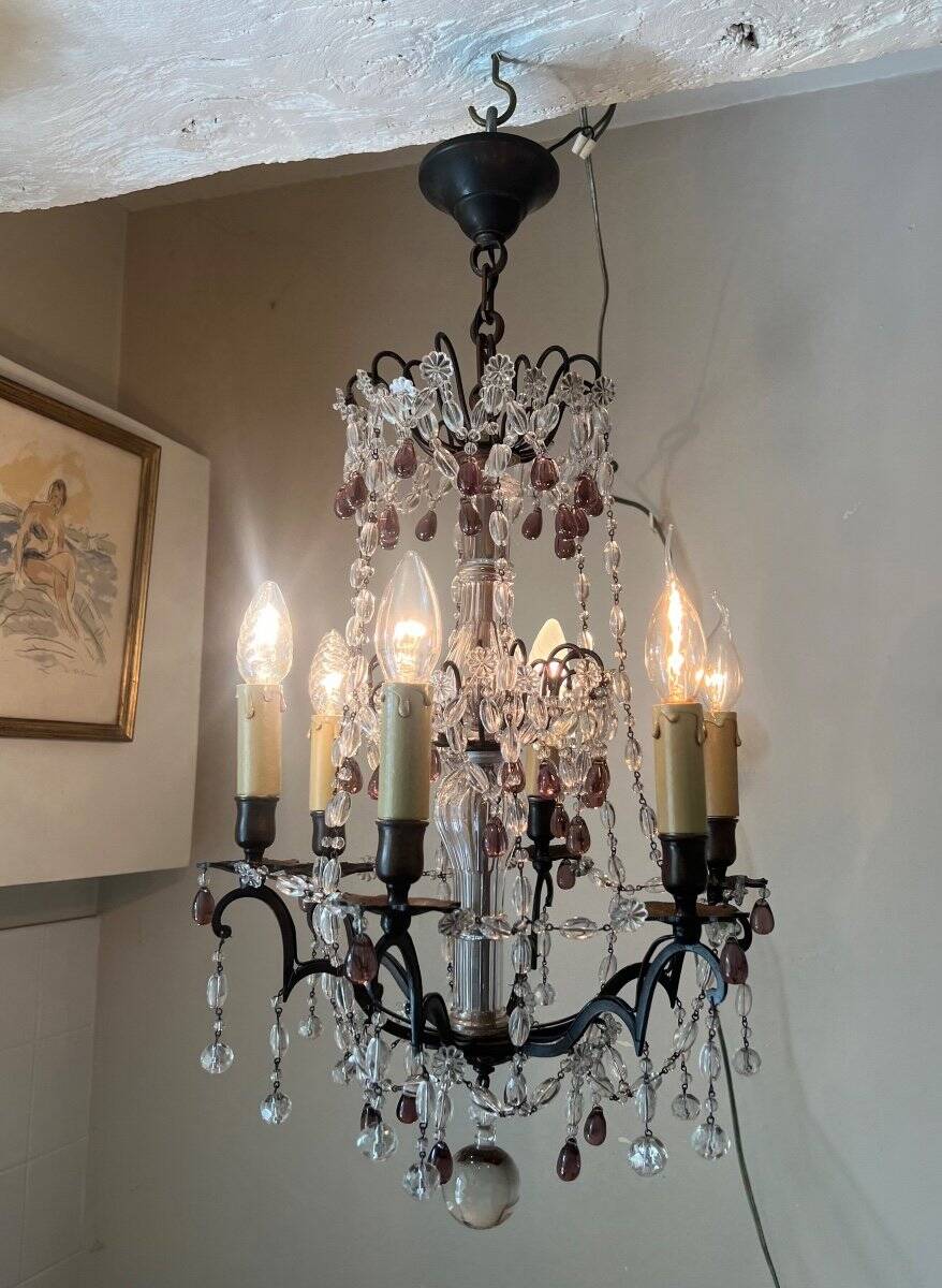 Lustre with coloured pendants