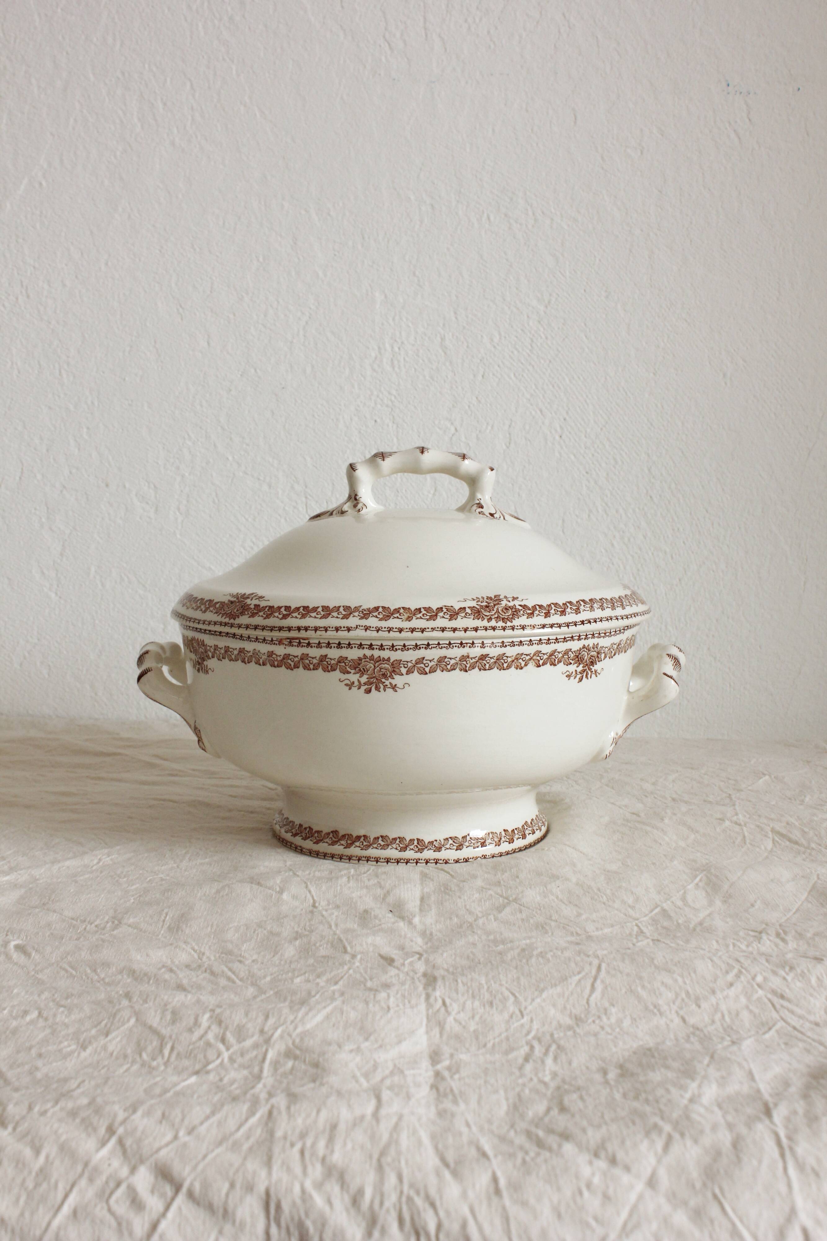 "Mireille" soup tureen from Longwy