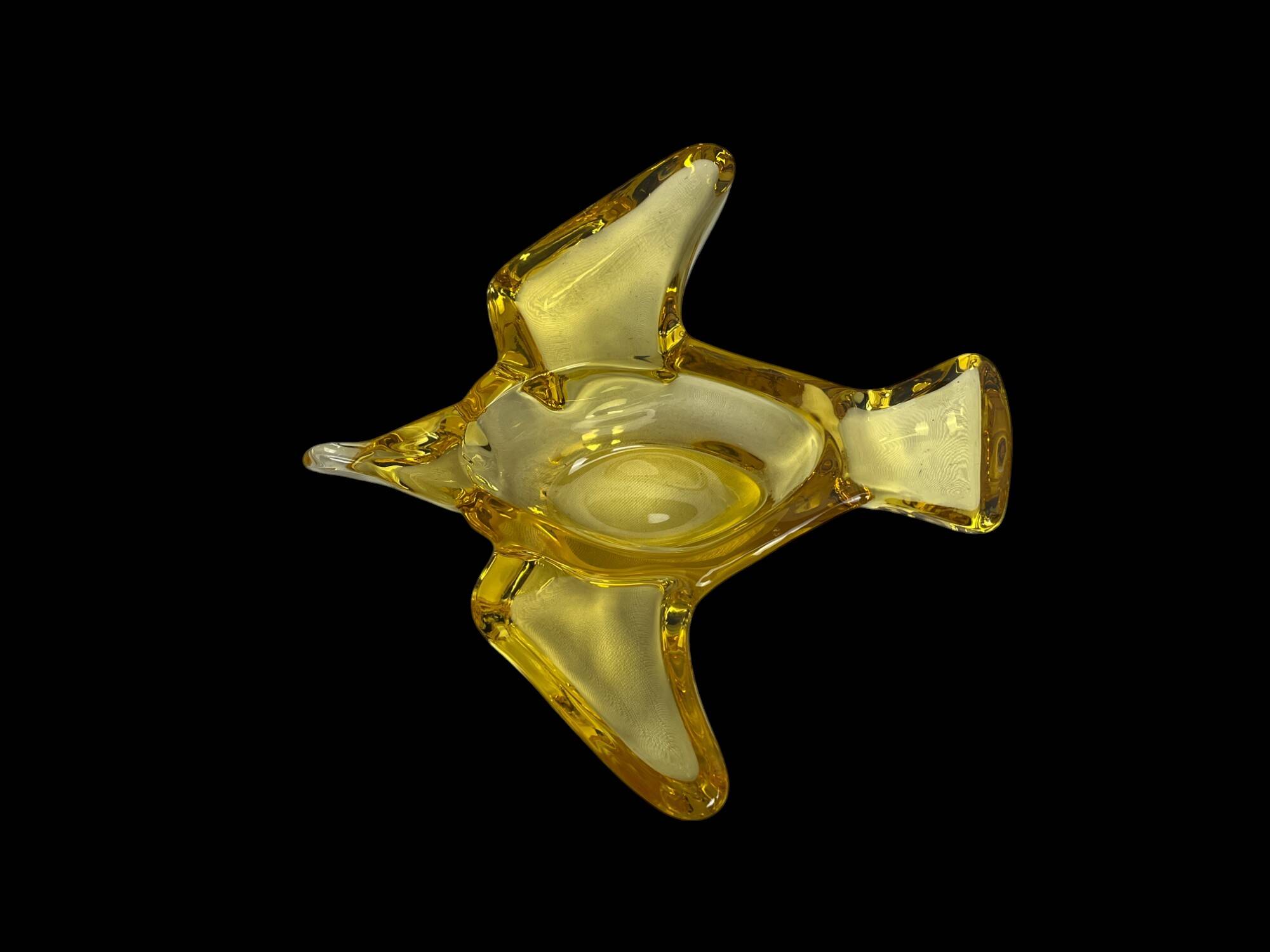 Murano, yellow glass bird-shaped pocket tray, 20th century