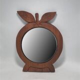 Apple mirror