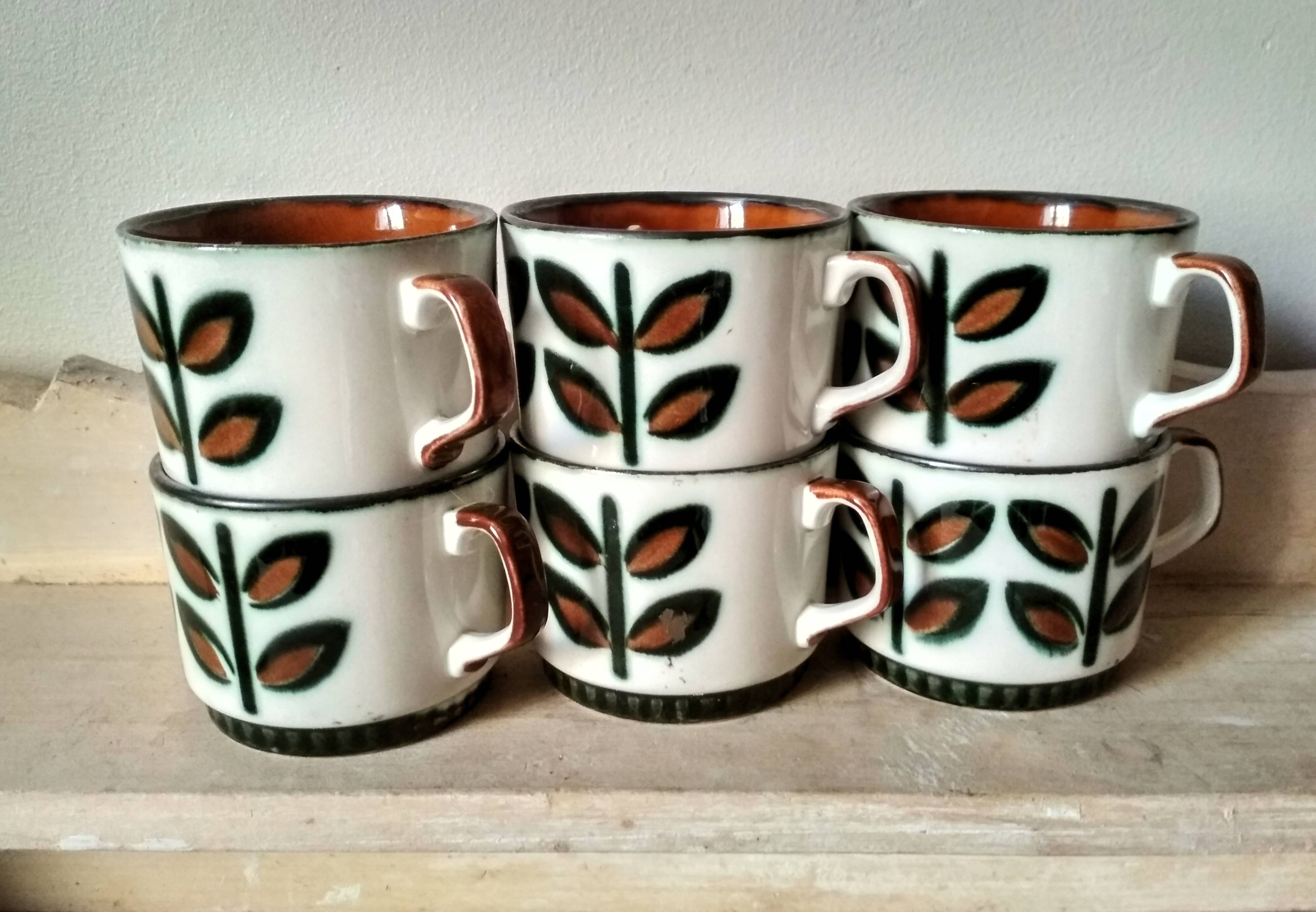 Set of 6 tea or coffee cups, ceramic Boch series Rambouillet in the 1960