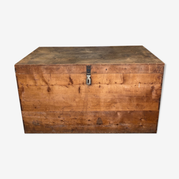 Wooden trunk