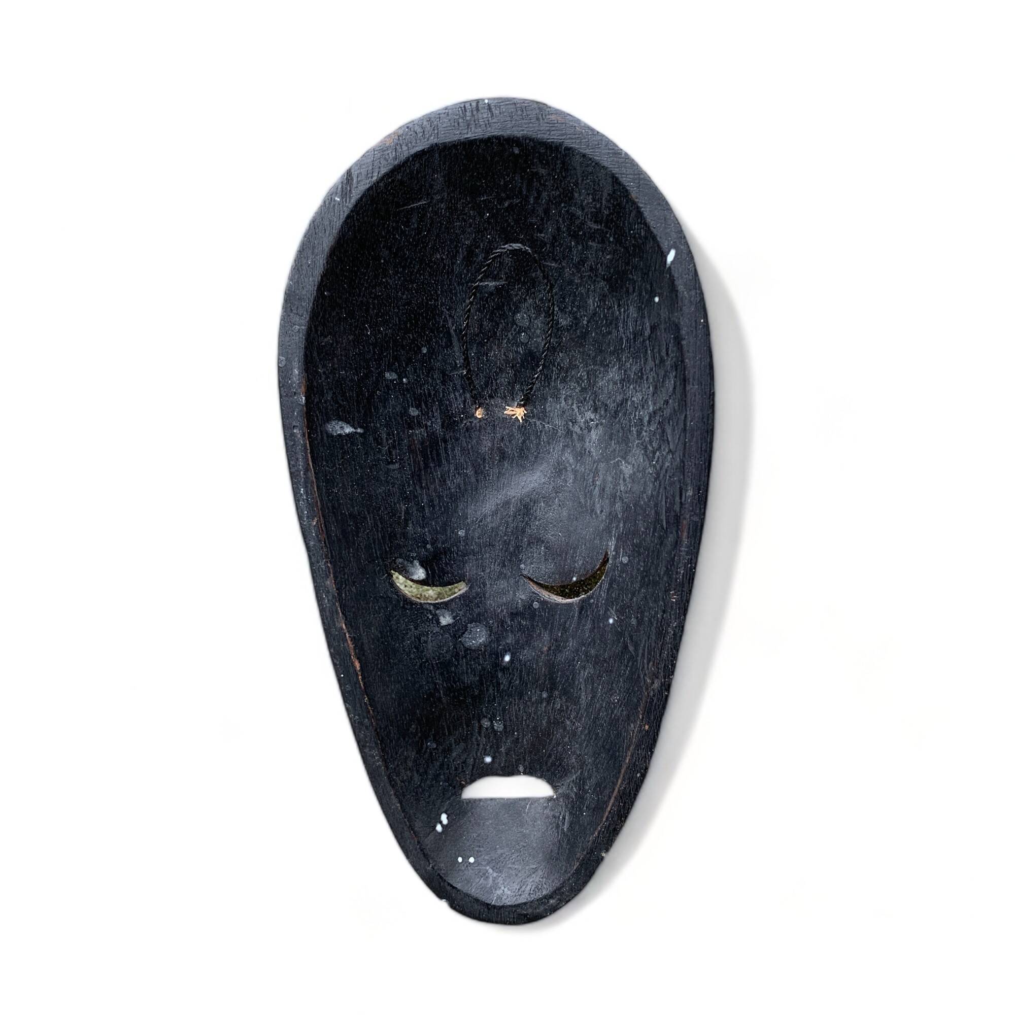 Africa mask in shell wood inlaid Ivory Coast Baoulé African art 1989 old vintage