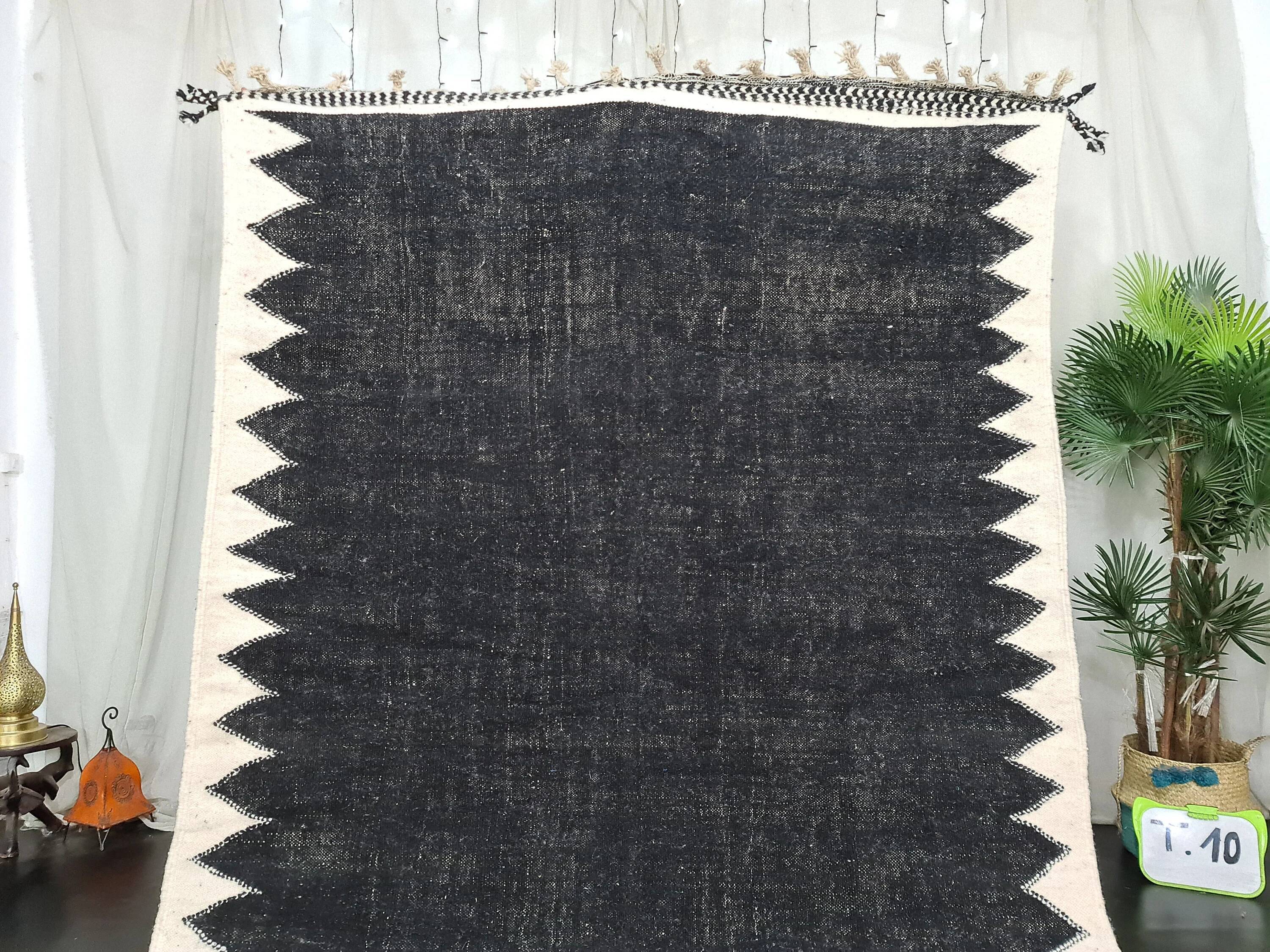 Authentic handmade Berber rug 3x2 m