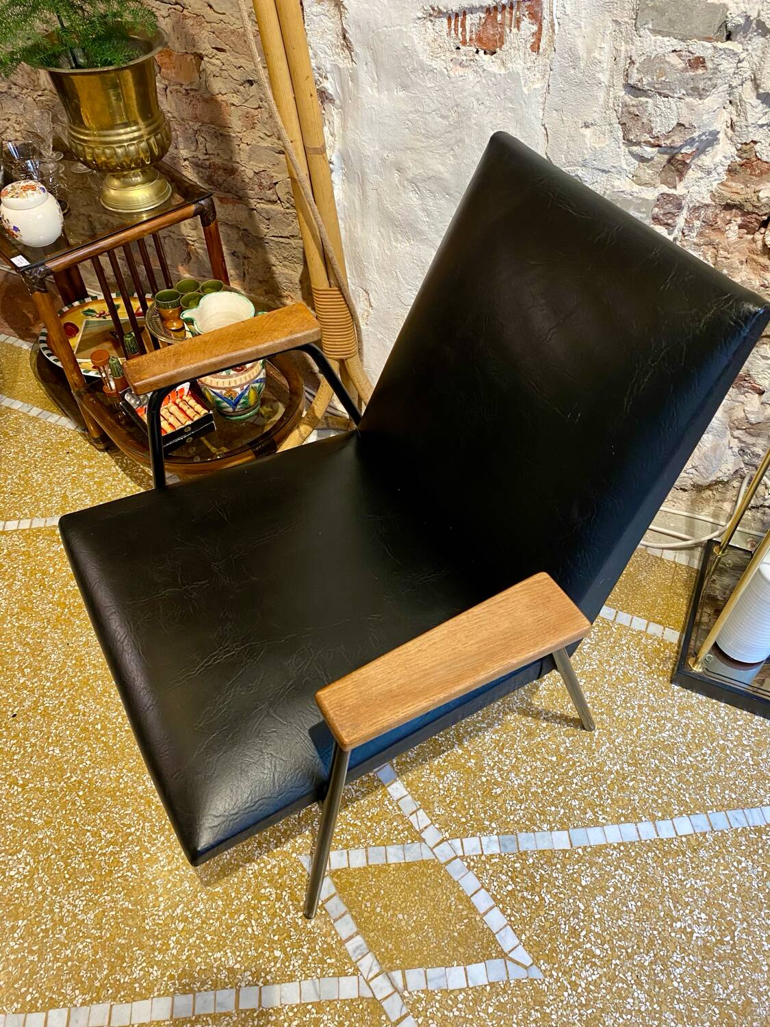 Pair of "Robert" armchairs by Pierre Guariche for Meurop 1962