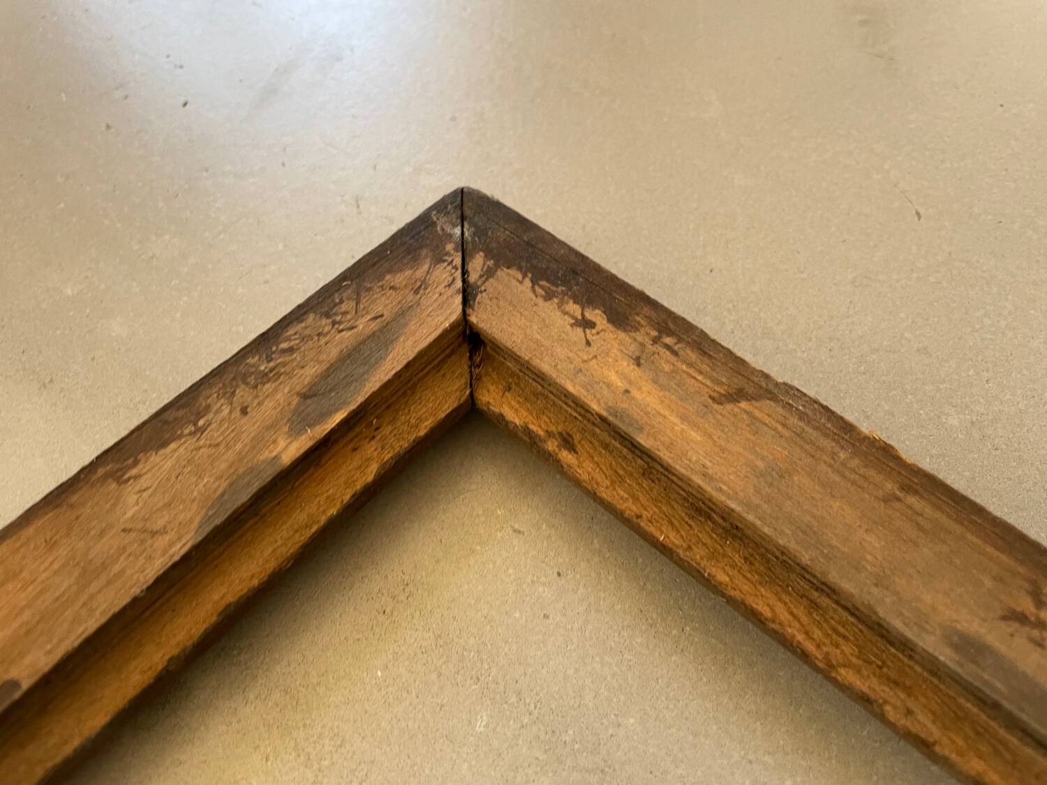 Wooden frame 40x47cm