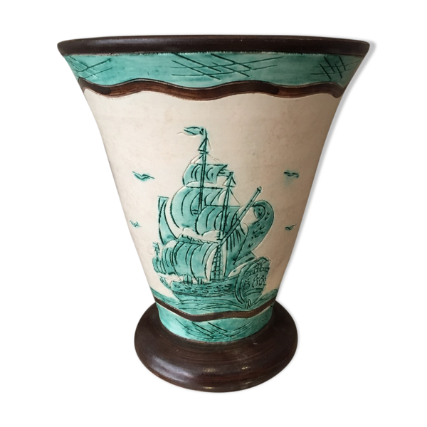 Vase en ceramique jerome massier vallauris decor navire — Beyit