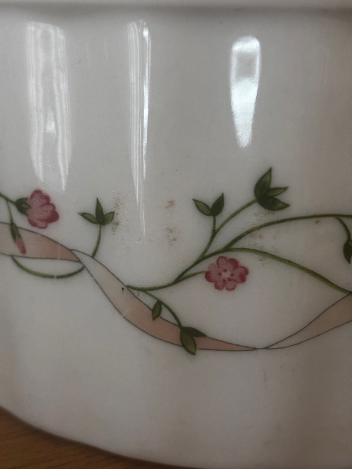 English soufflé dish or mould by Johnson Brothers.