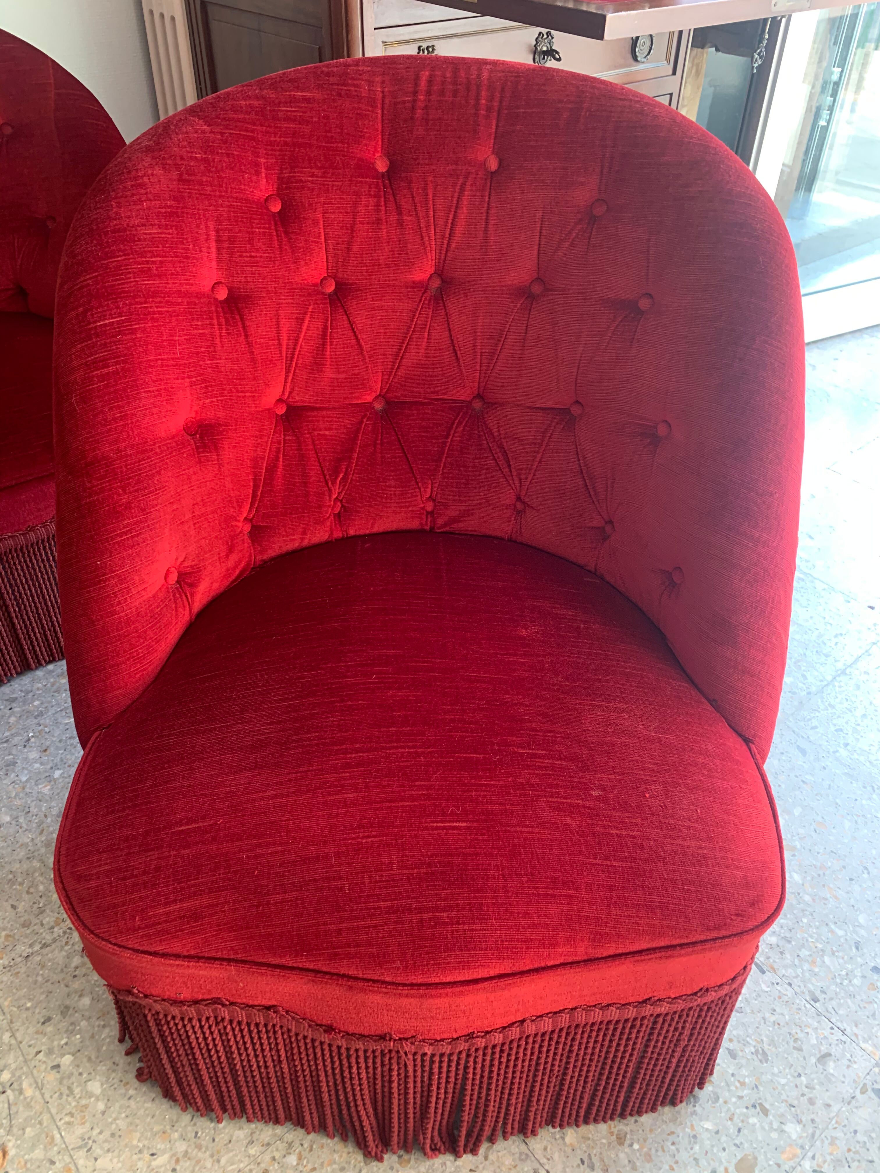 Sofa set and 2 toad armchairs