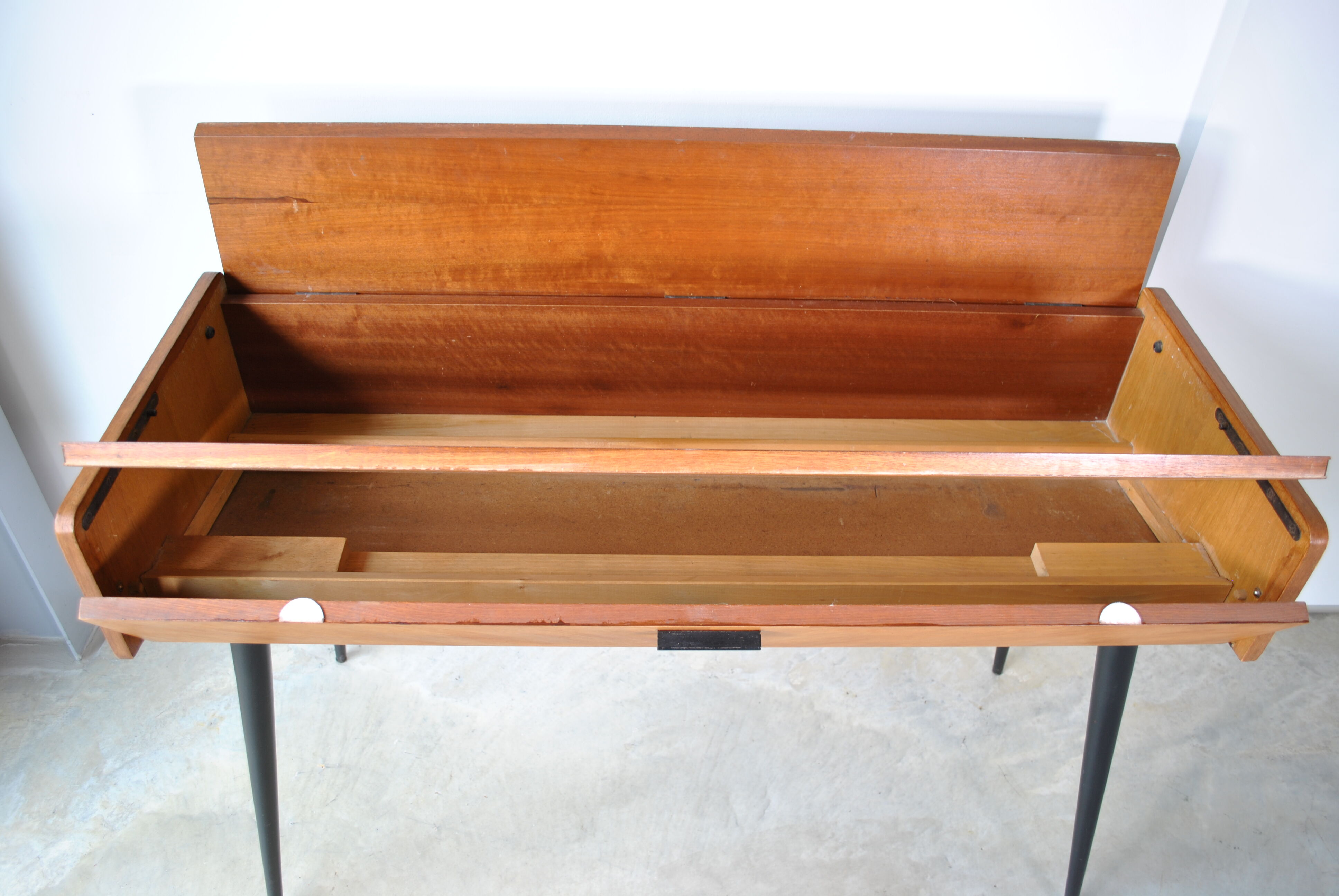 Office feet compass 1960