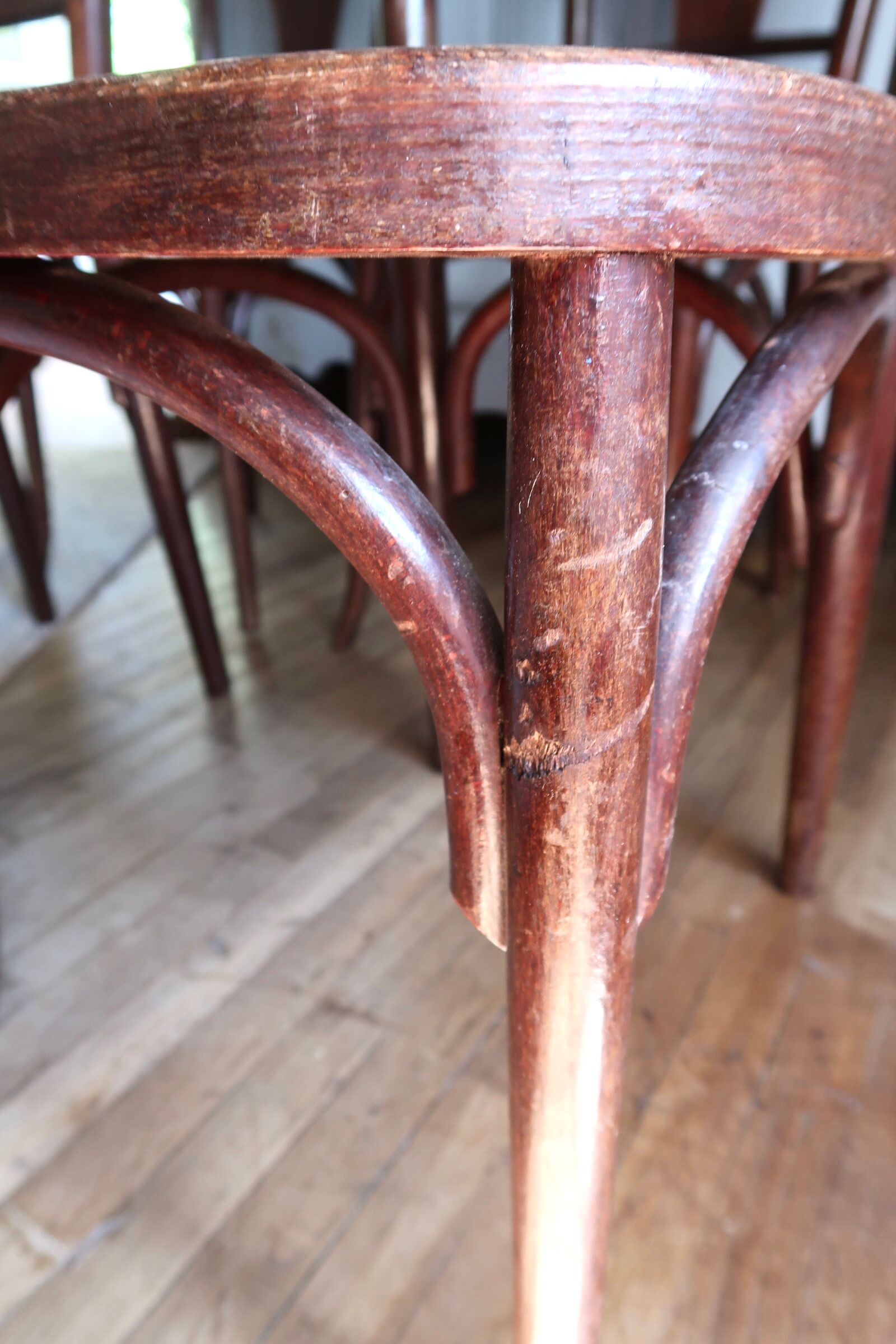 Lot de 5 chaises bistrot