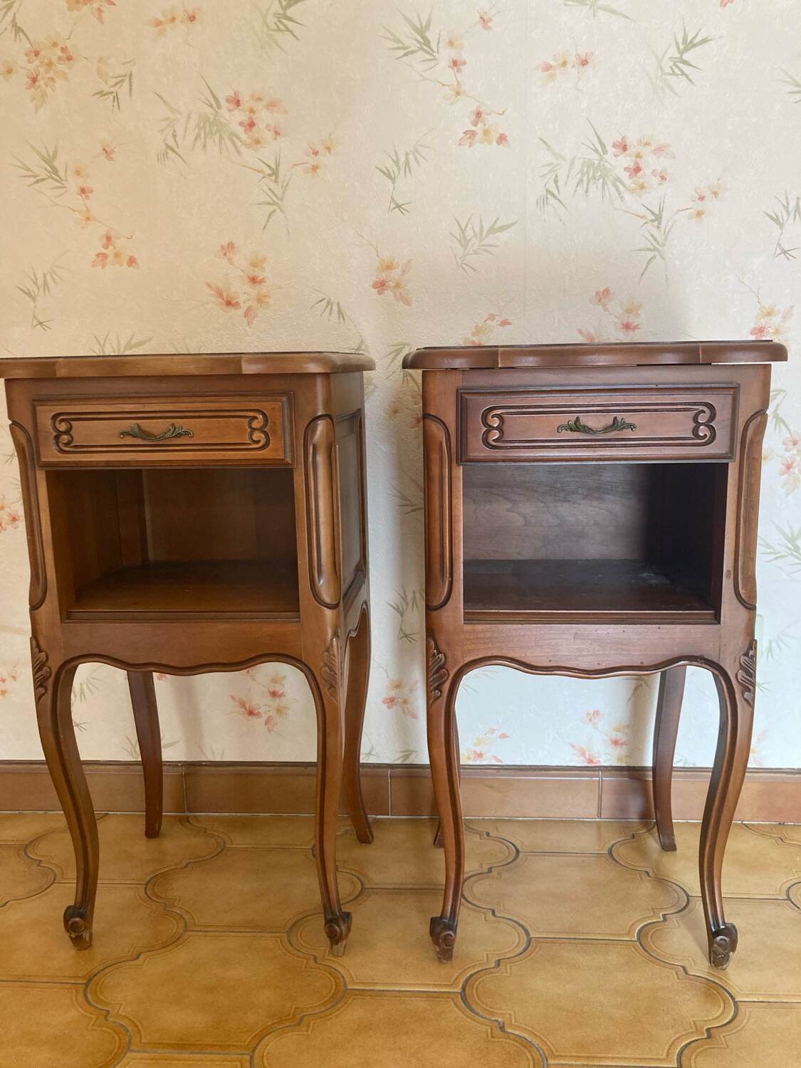 Bedside table