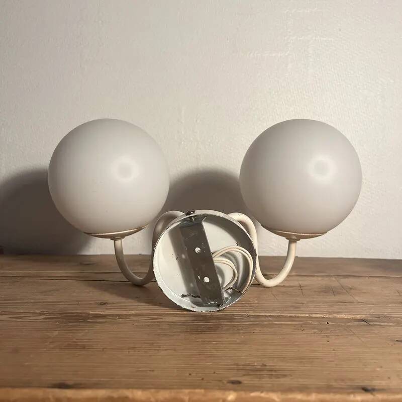 Vintage wall light