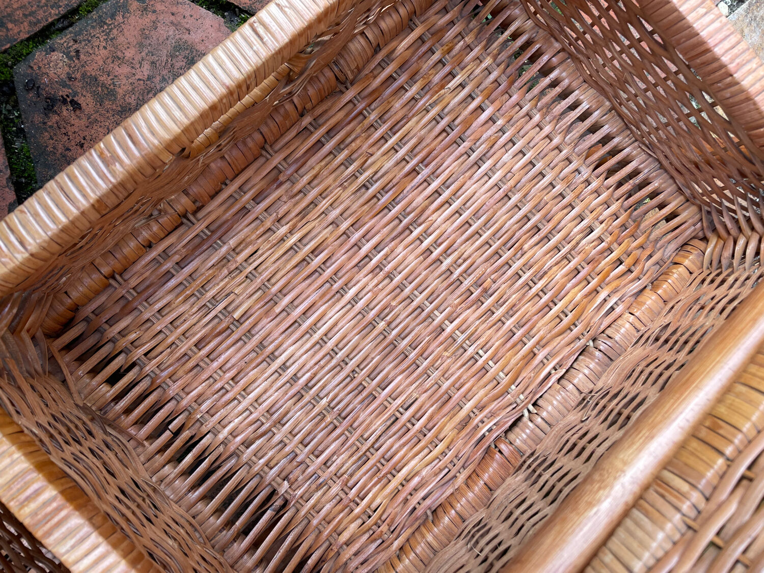 Vintage rattan chest of drawers