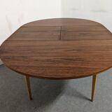 Vintage round table extended by the 50s/60s