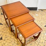 Teak trundle coffee table