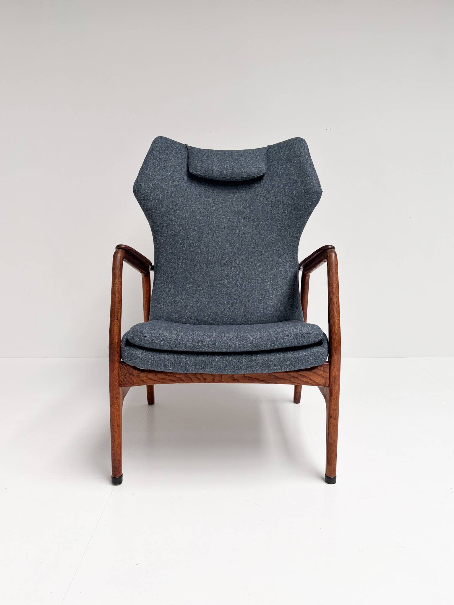 Re upholstered Edith (men’s) armchair by Bovenkamp, 1960s