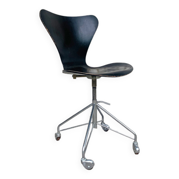 Office chair 3117, Arne Jacobsen for Fritz Hansen, Denmark, vintage 1960s