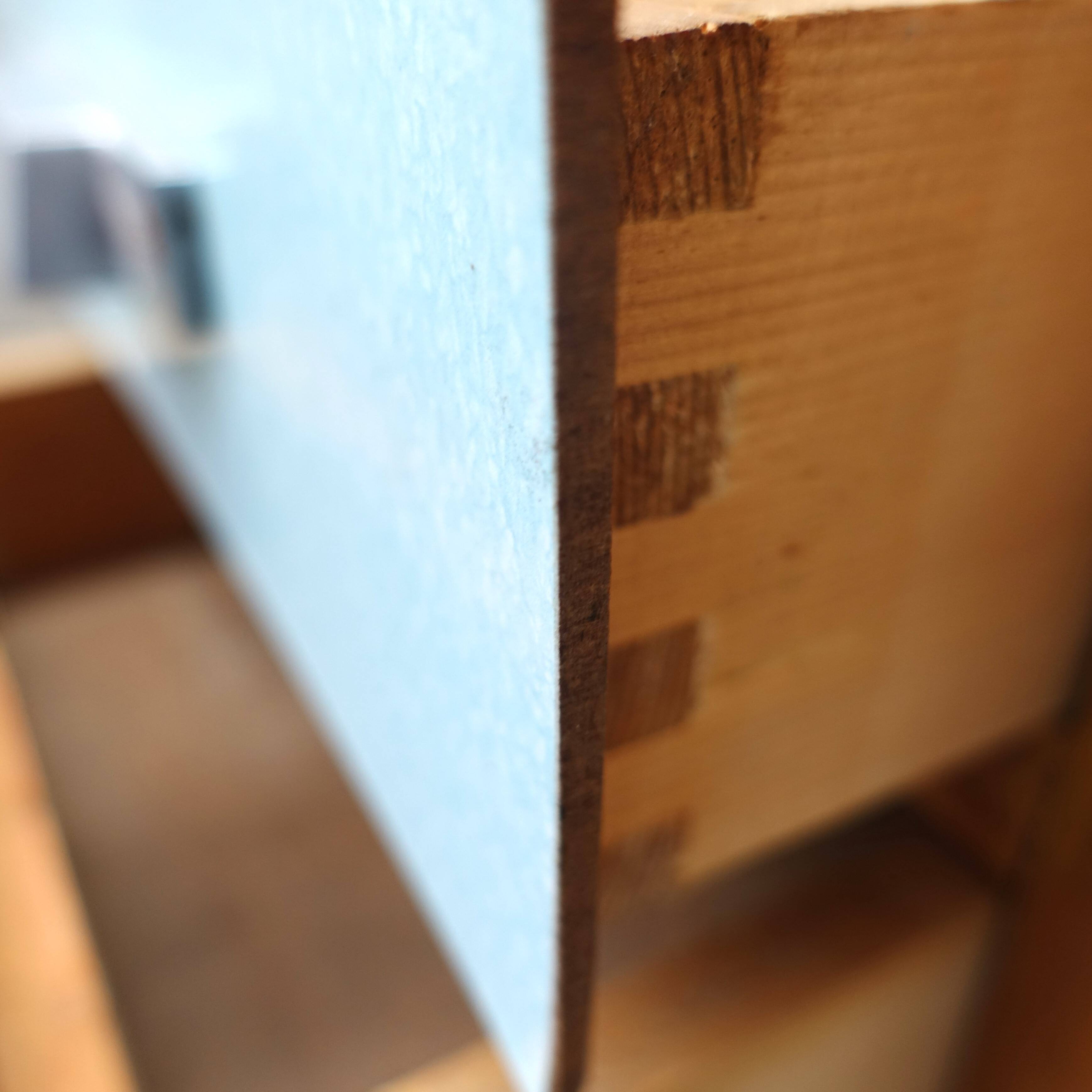 Armoire à tiroirs industrielle colorée