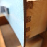 Armoire à tiroirs industrielle colorée