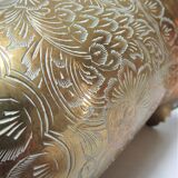 Vase pique fleurs laiton massif vintage