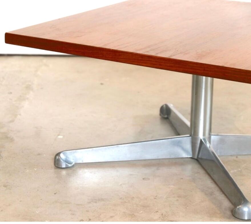 Table basse par Osvaldo Borsani pour Tecno, Italie, années 1950