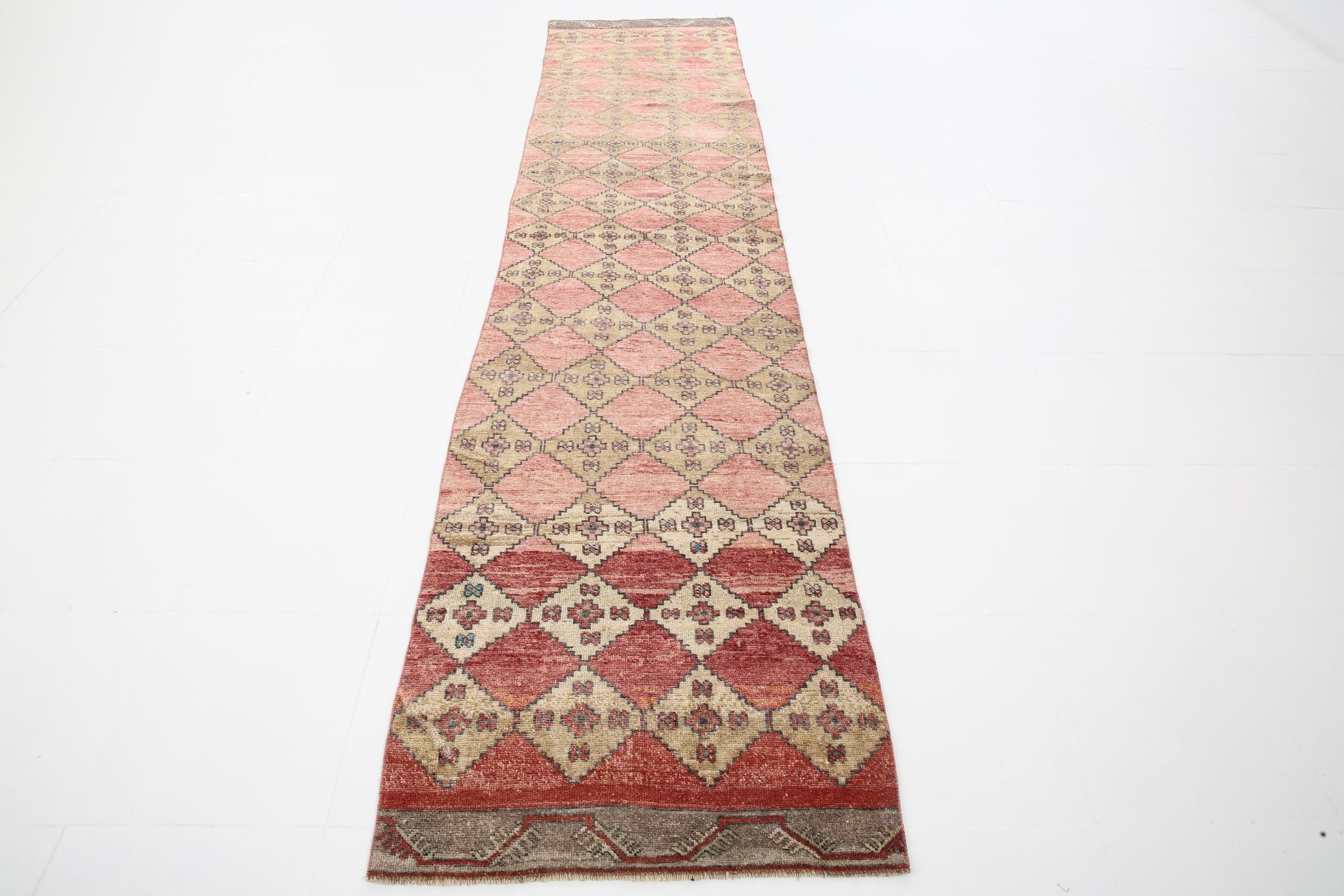 3x12 Vintage Turkish Runner Rug, 85x374Cm