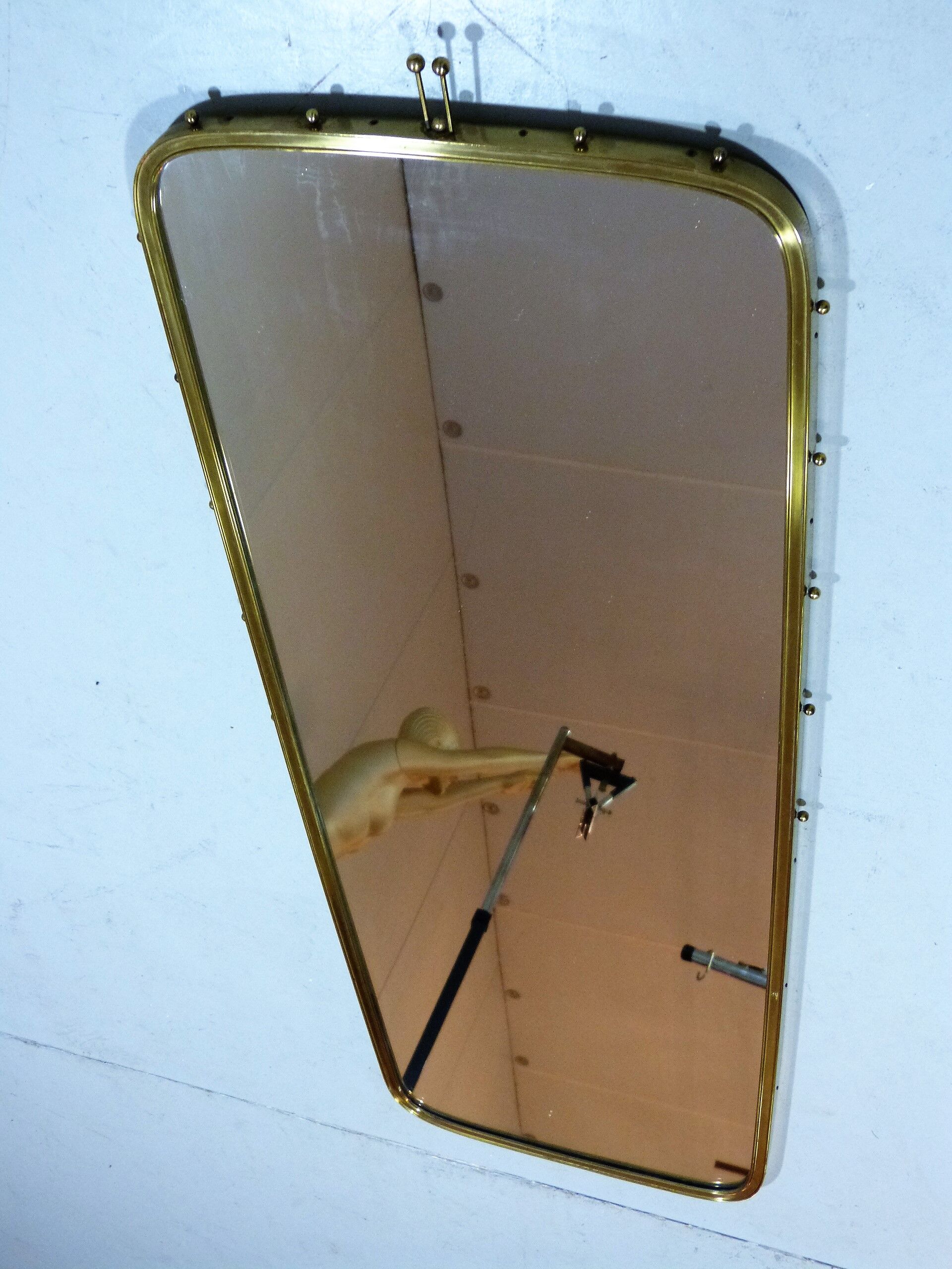 Brass wall mirror by "Münchener Zierspiegel", Germany