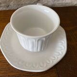 Set of 2 Spanish White Alfar Etrusco Cups and Saucers
