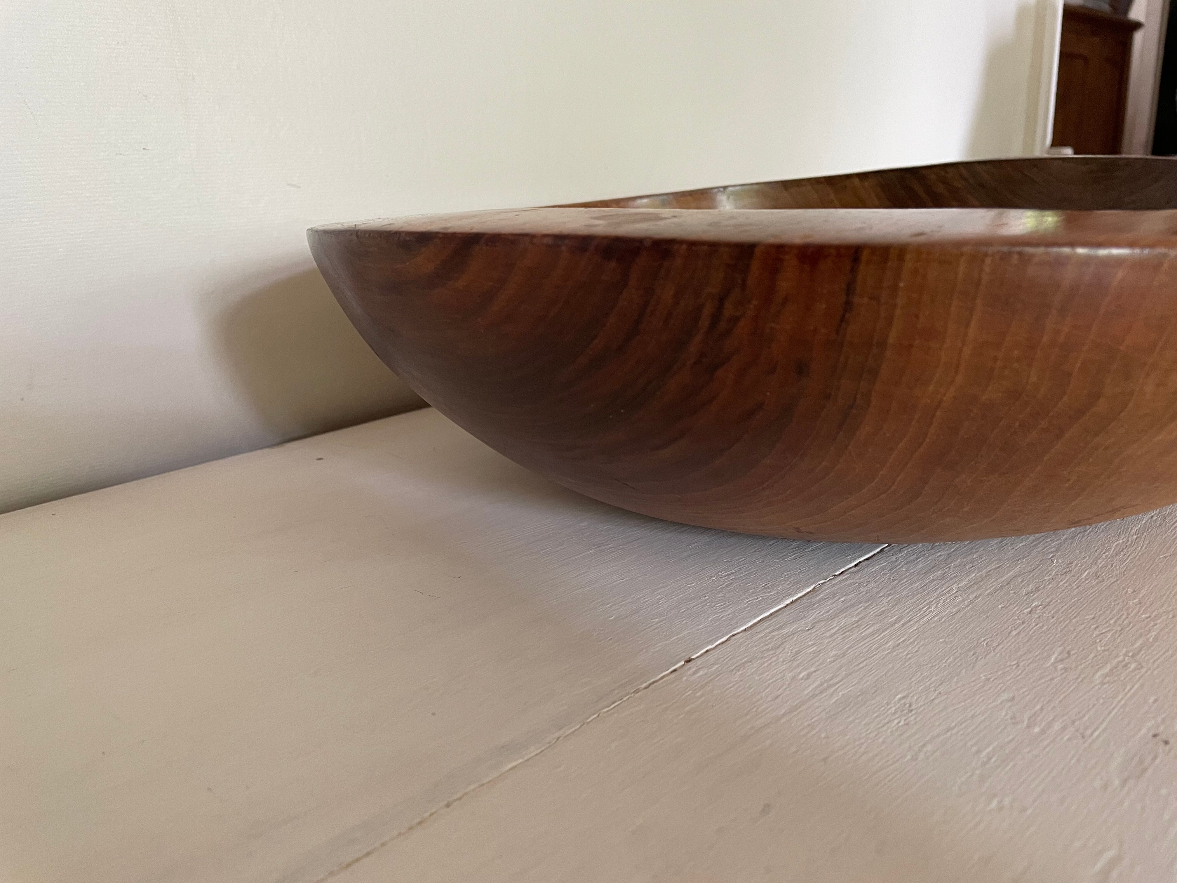 Solid wood fruit basket