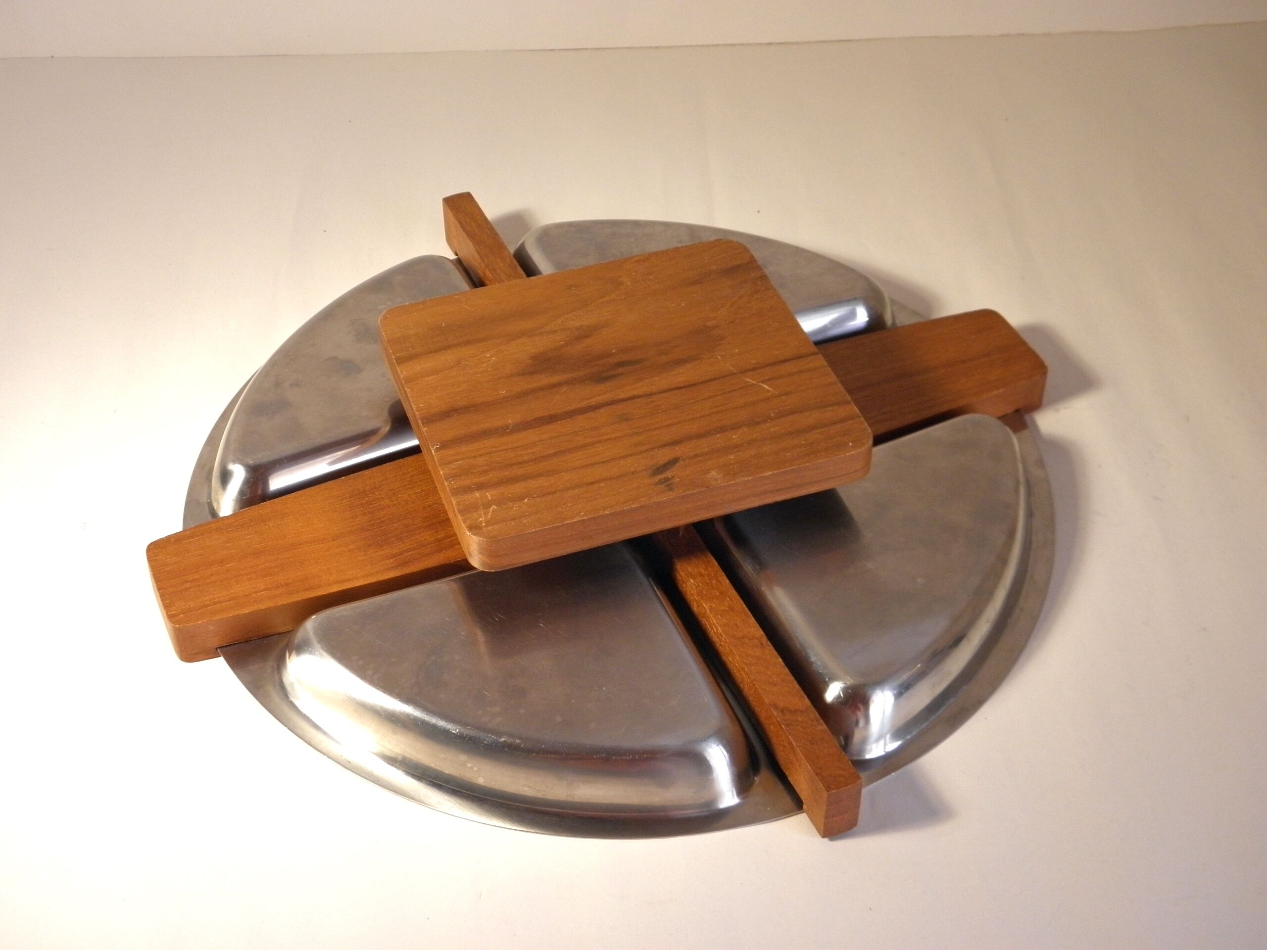 Stainless steel and teak aperitif tray