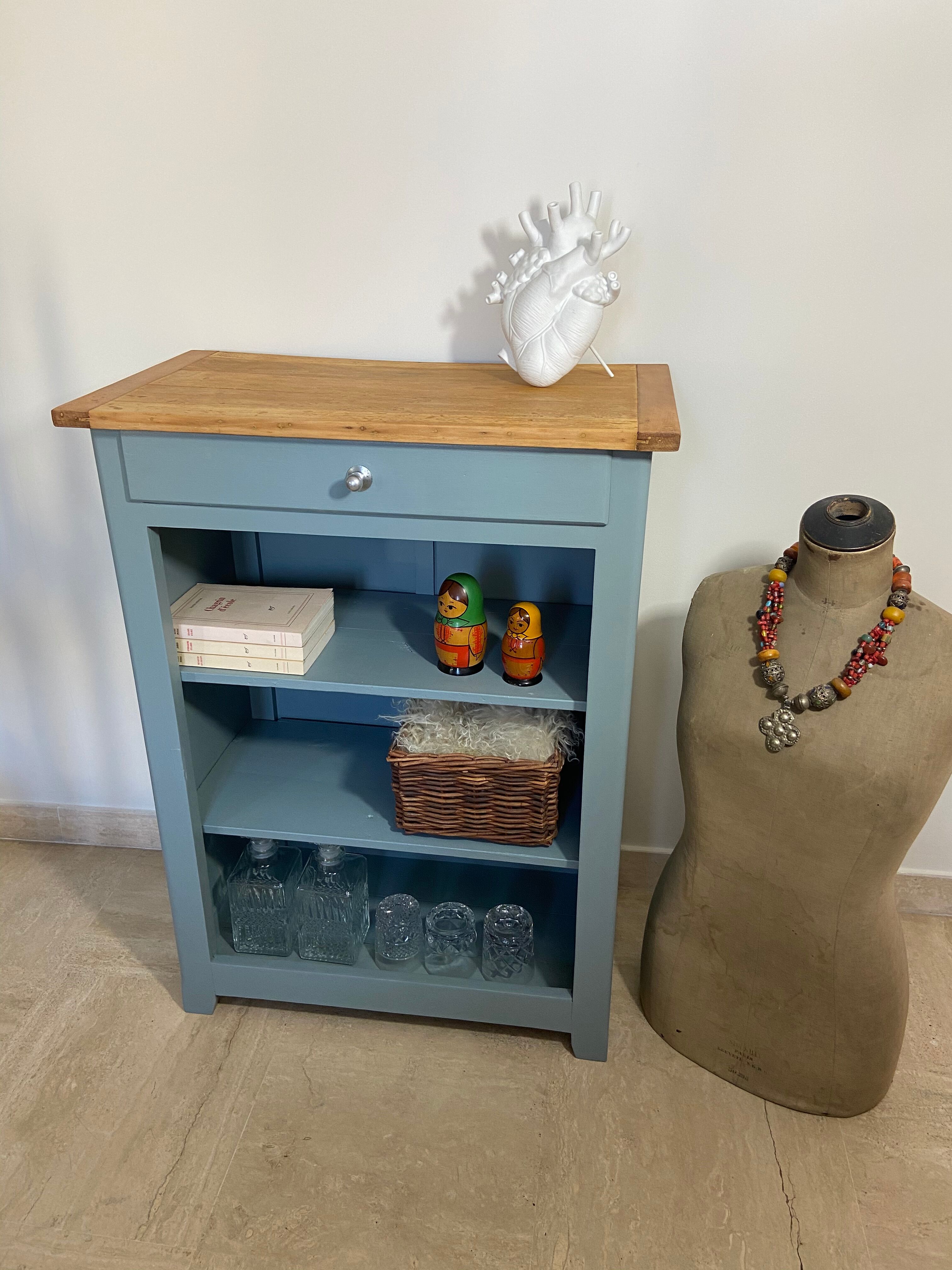 Small Parisian buffet without door 1950