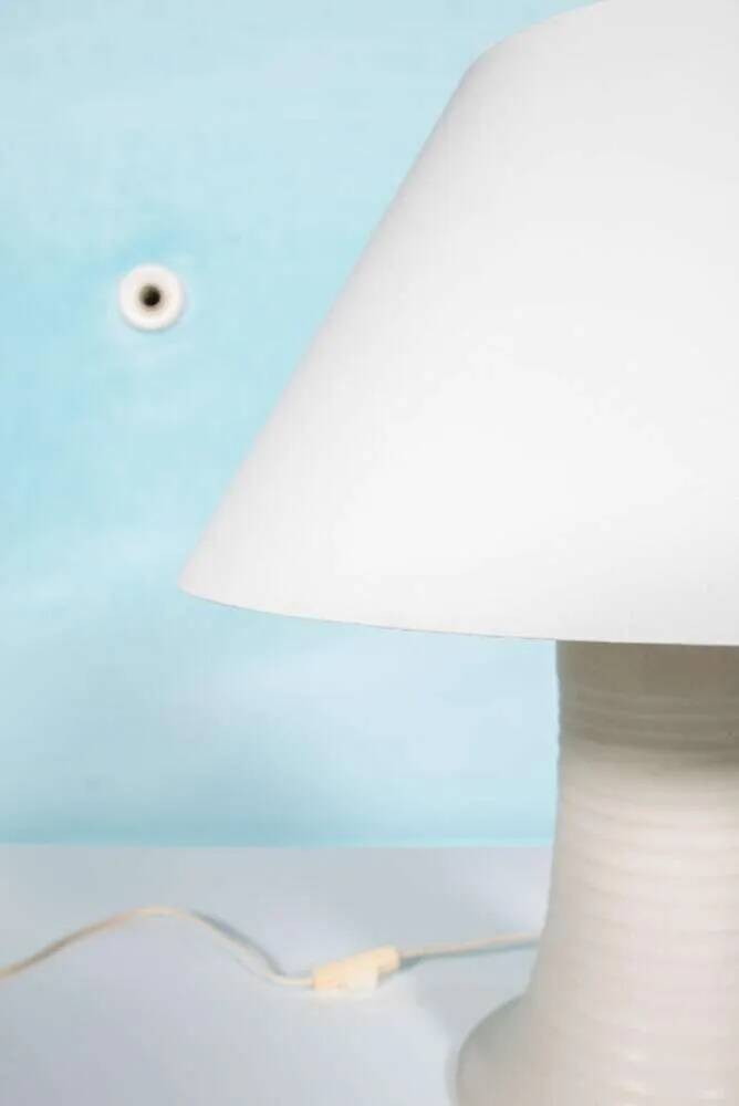 Bohemian table lamp from the 60s/70s, with textured natural tones.