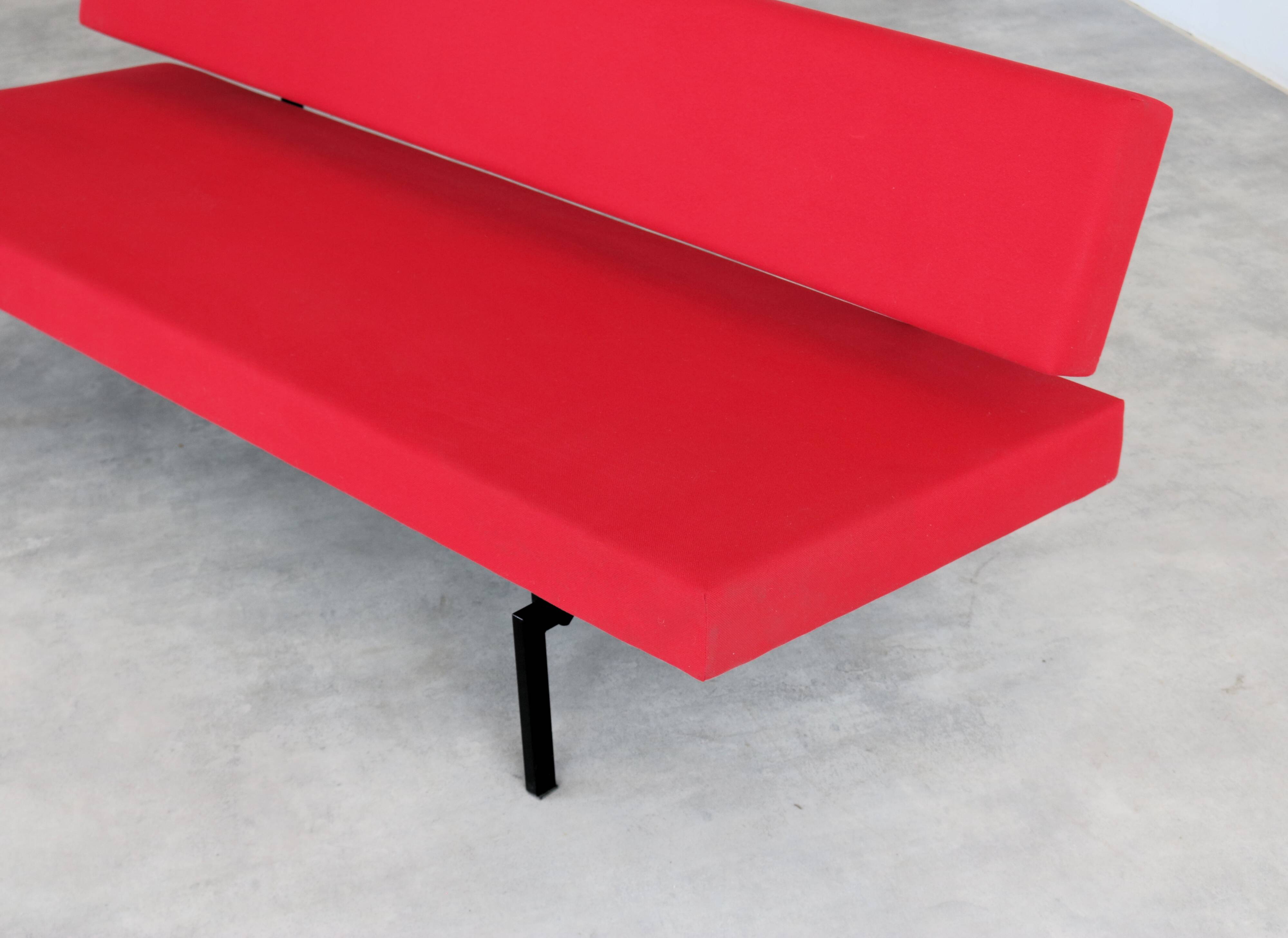 vintage sofa | sofa bed | daybed