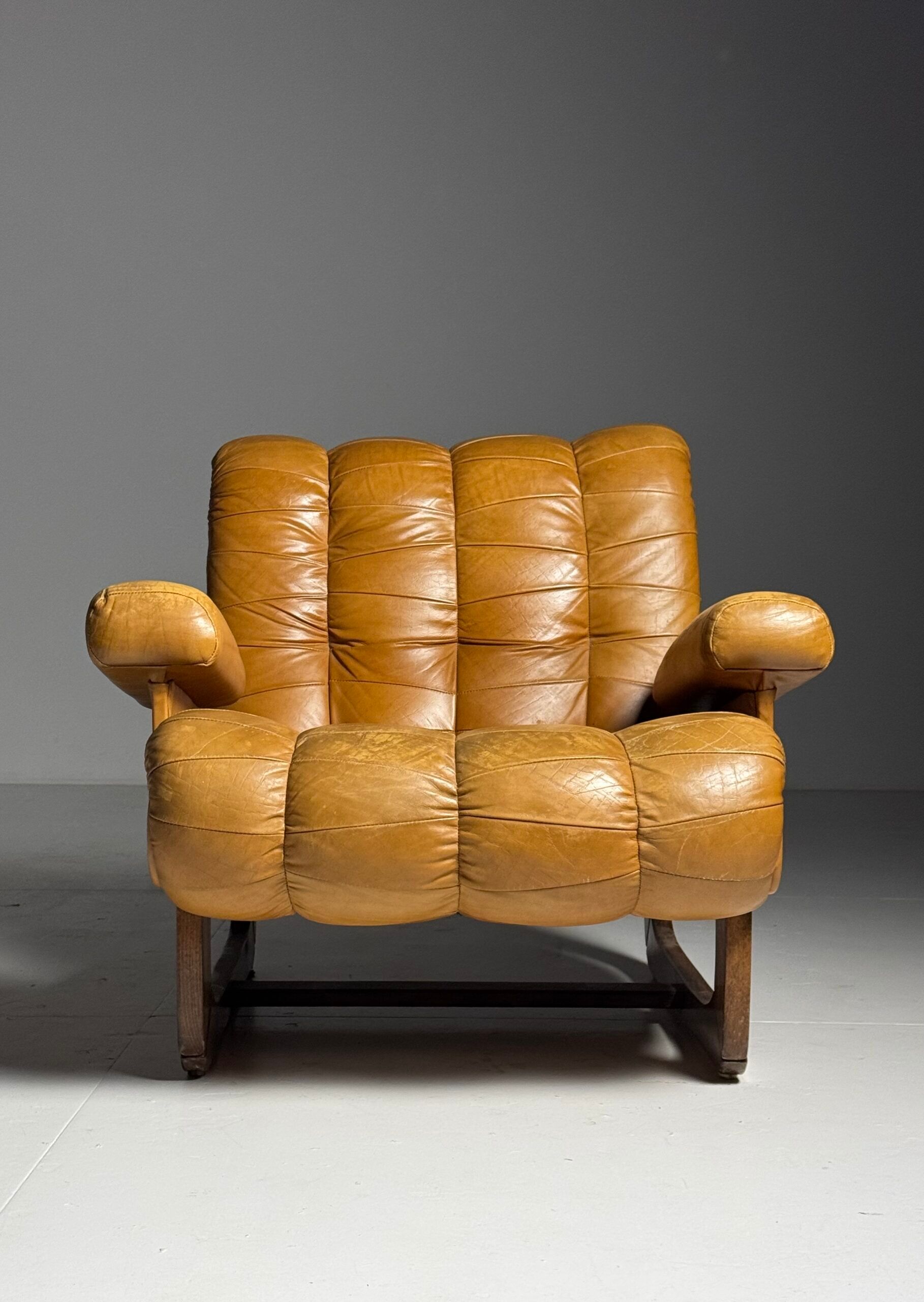 Vintage Italian armchairs 1970-1980