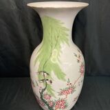 Chine, ancien grand vase en porcelaine polychrome fin xixème