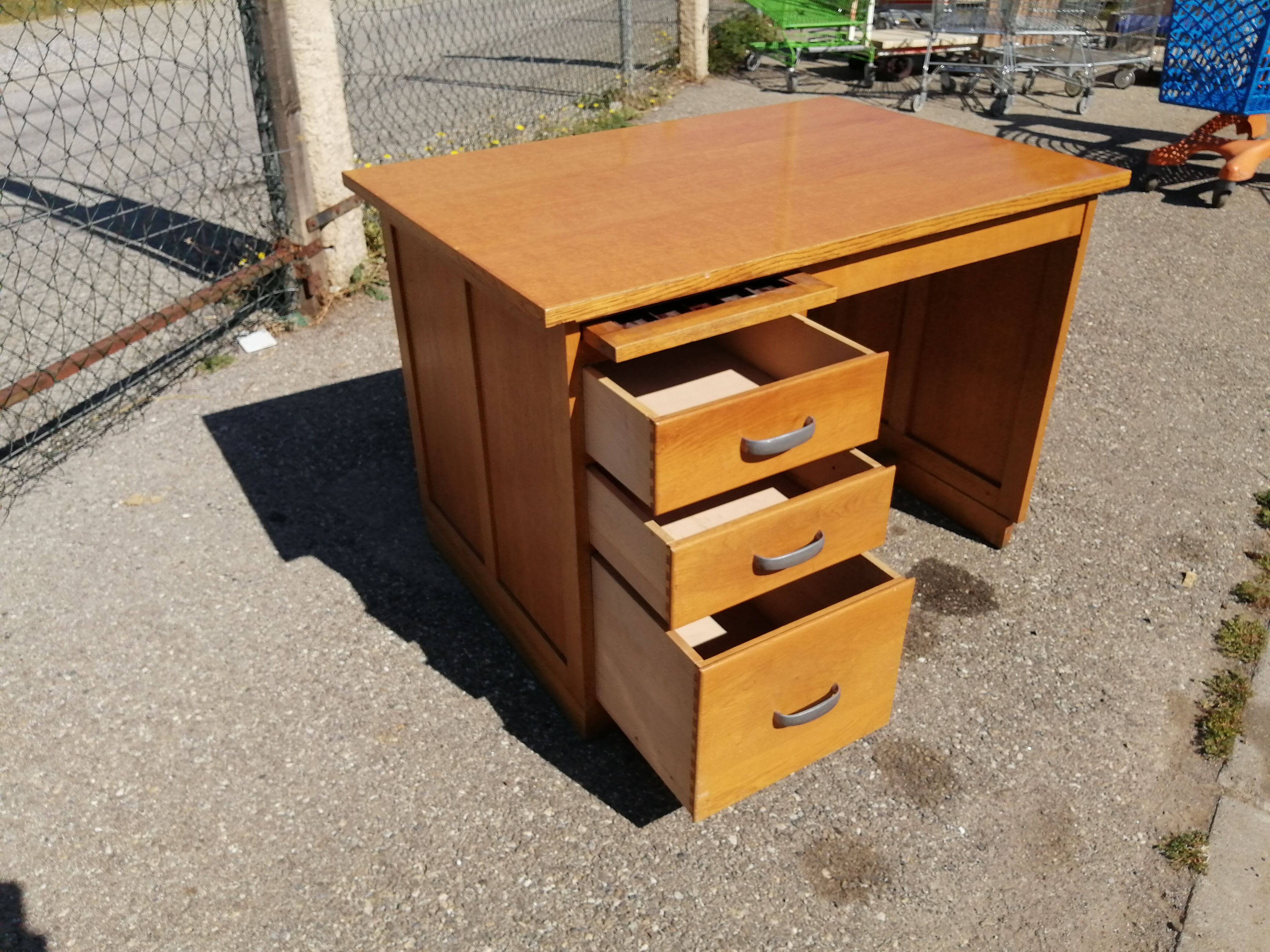 Bureau vintage de la marque radia - Années 50
