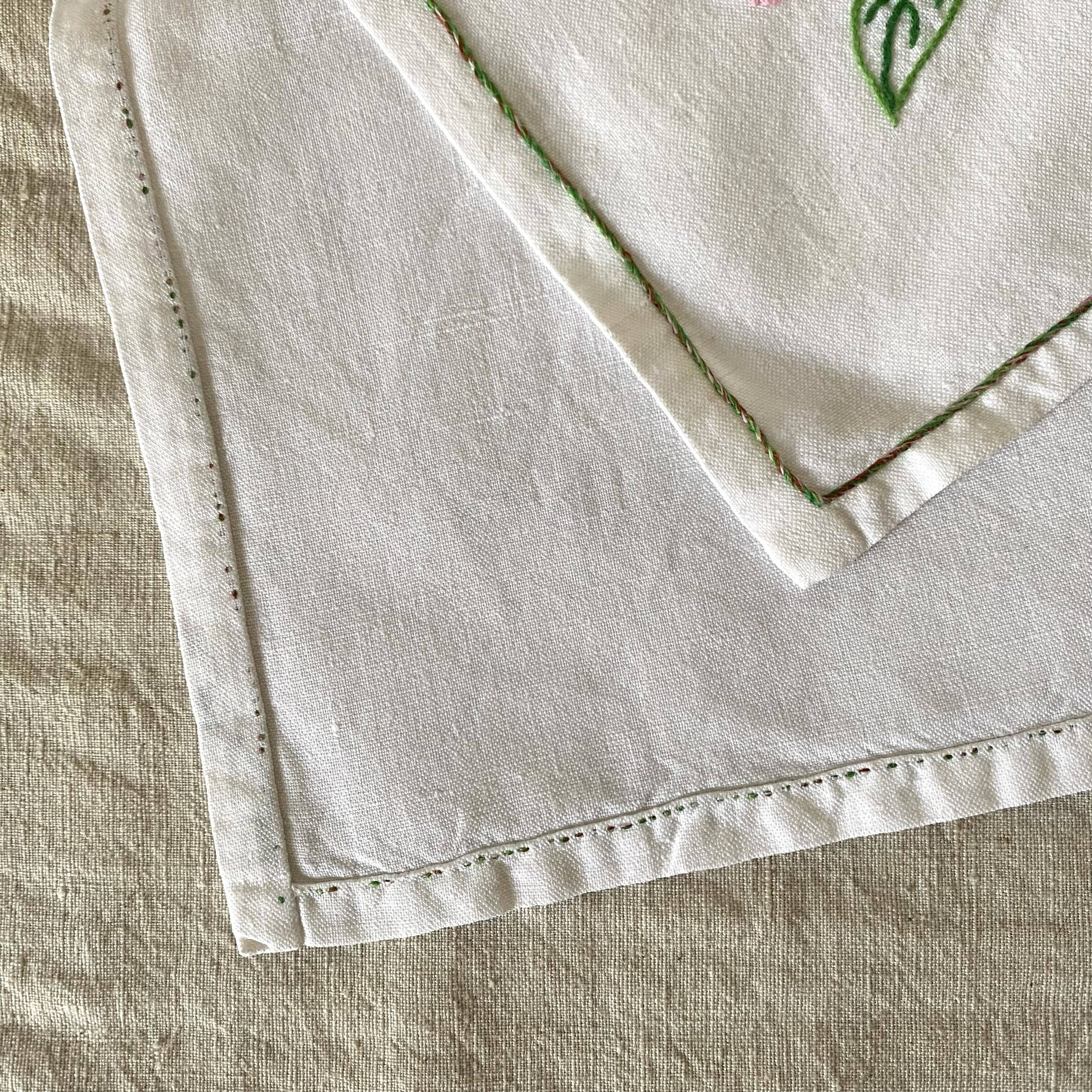 Serviettes de table brodées