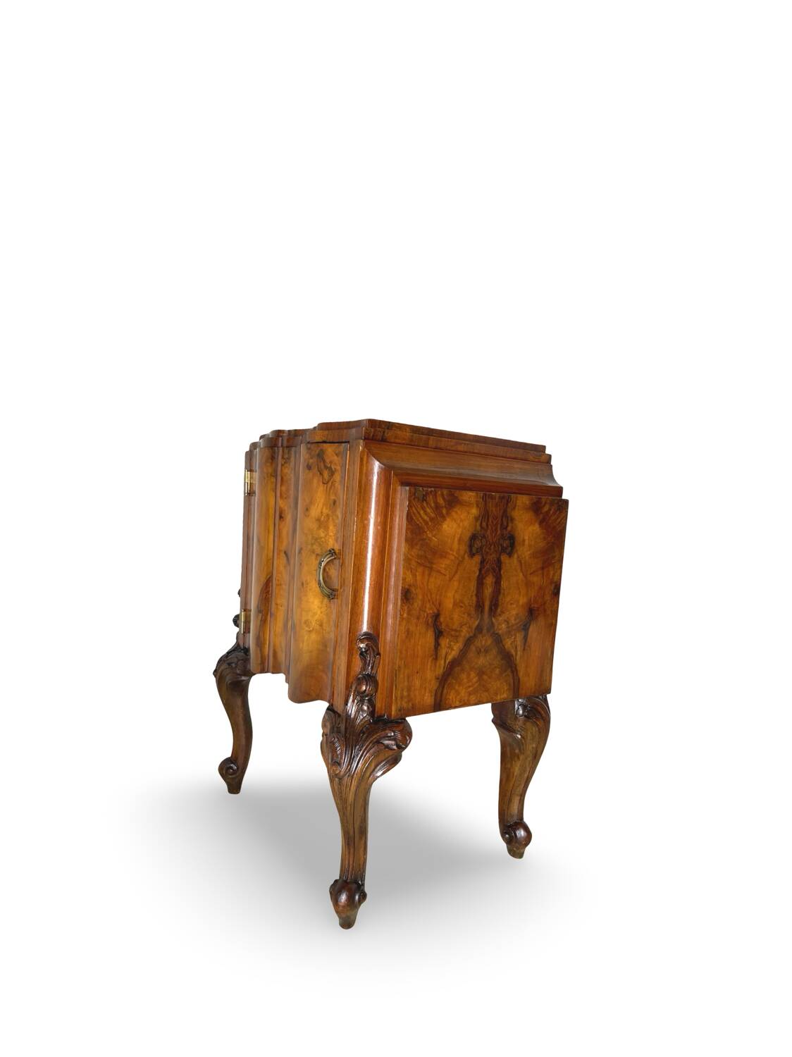Italian nightstands from the 1930s