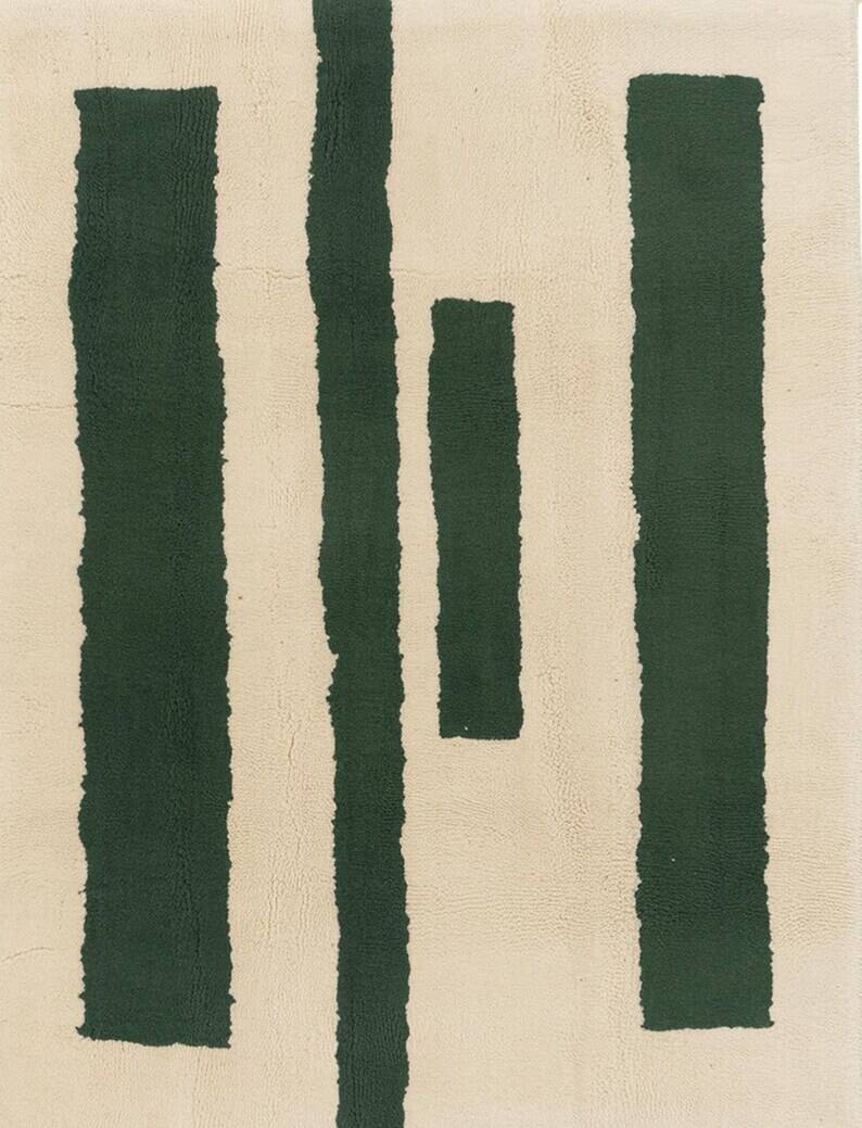 Traditional handwoven Berber rug, size 150 x 250 cm