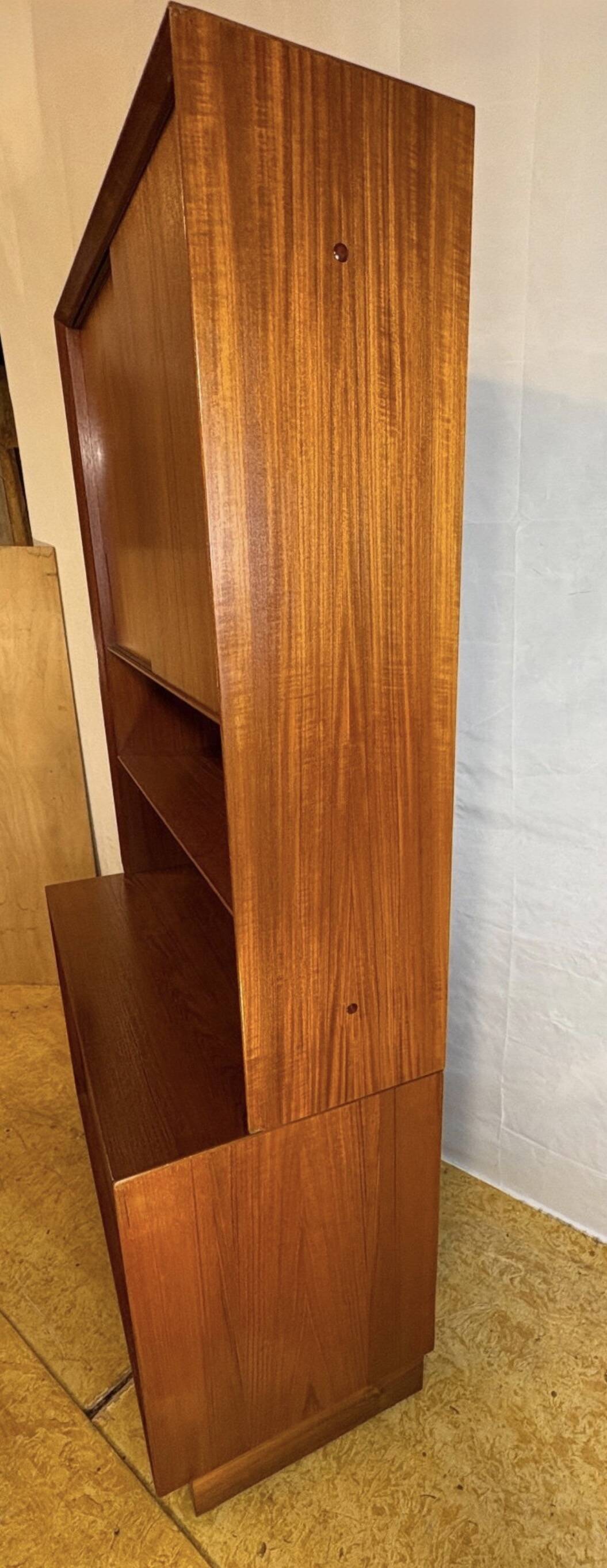 Mid Century Retro Teak Wall Unit / Bookcase by Poul Hundevad (1960s)  A fan