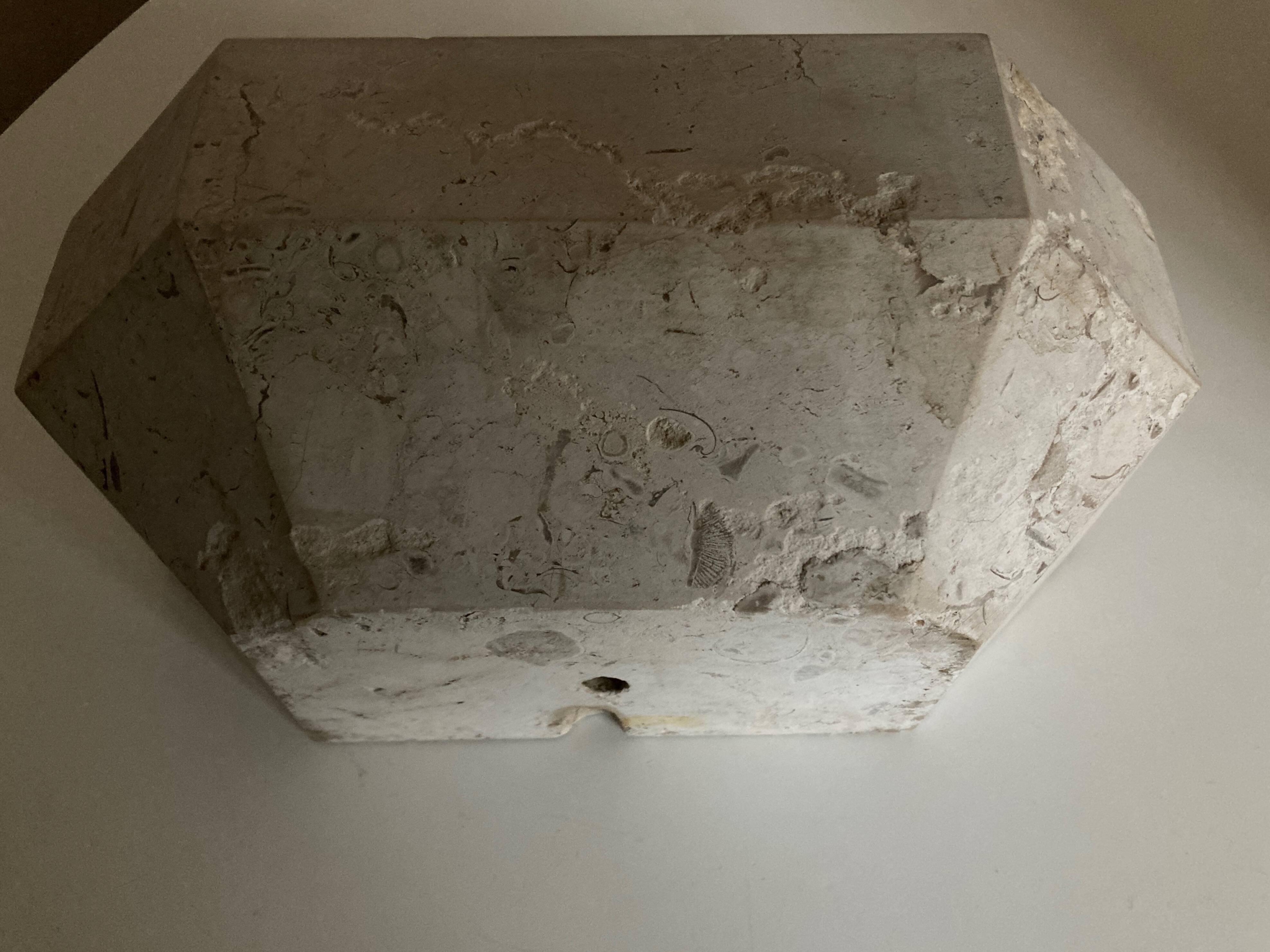 Monastery stone font XS bastide soap holder