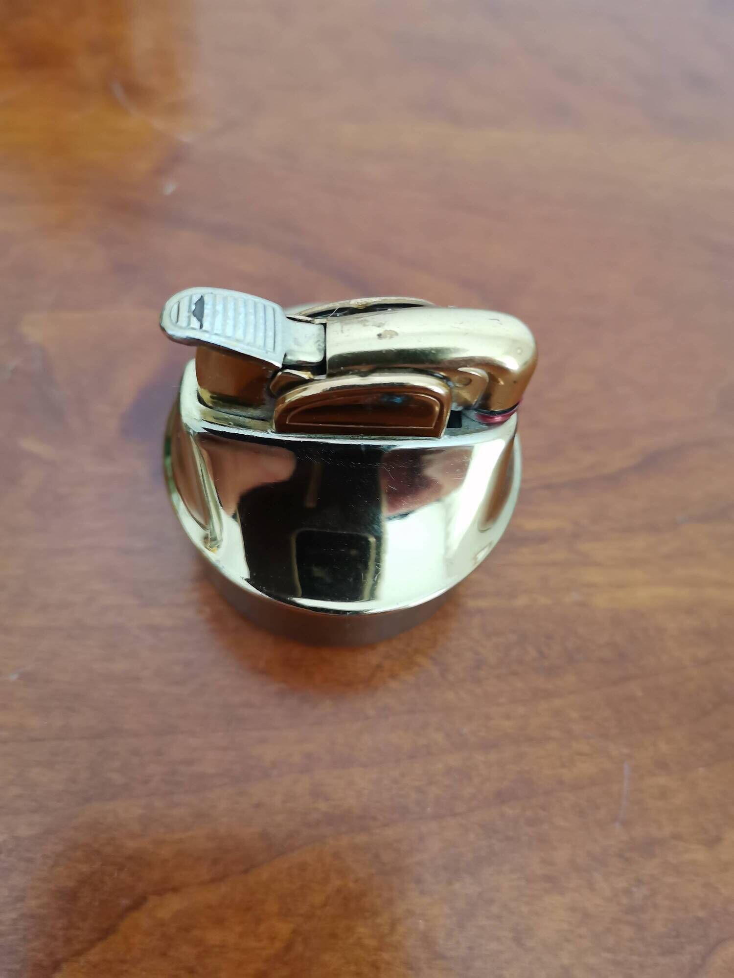 Briquet de table
