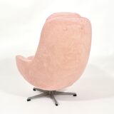 1970s Pink shell armchair