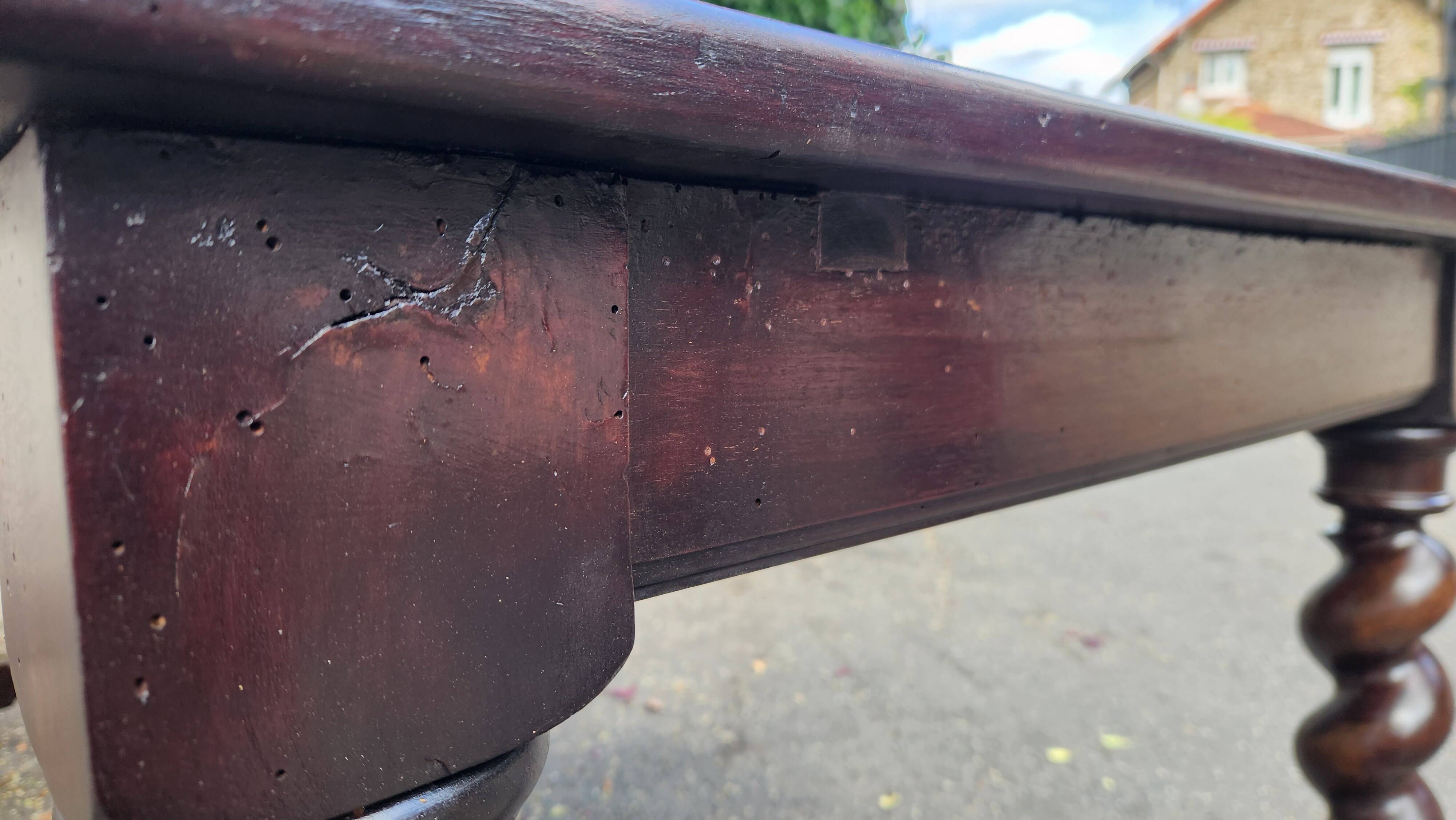 Antique table in Louis XIII style – Twisted legs