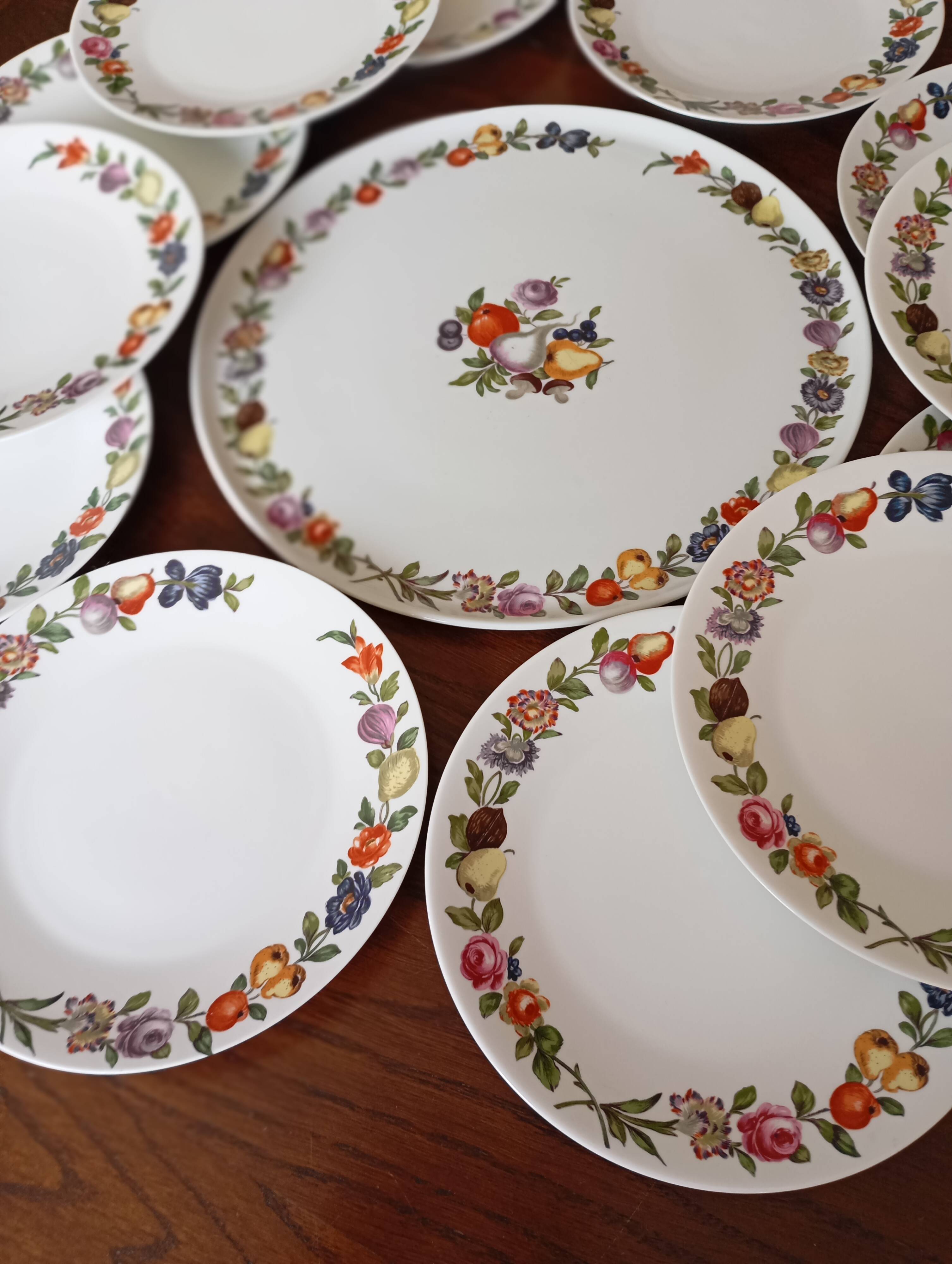 Dish & 12 dessert plates Porcelain of Paris "The Four Seasons"