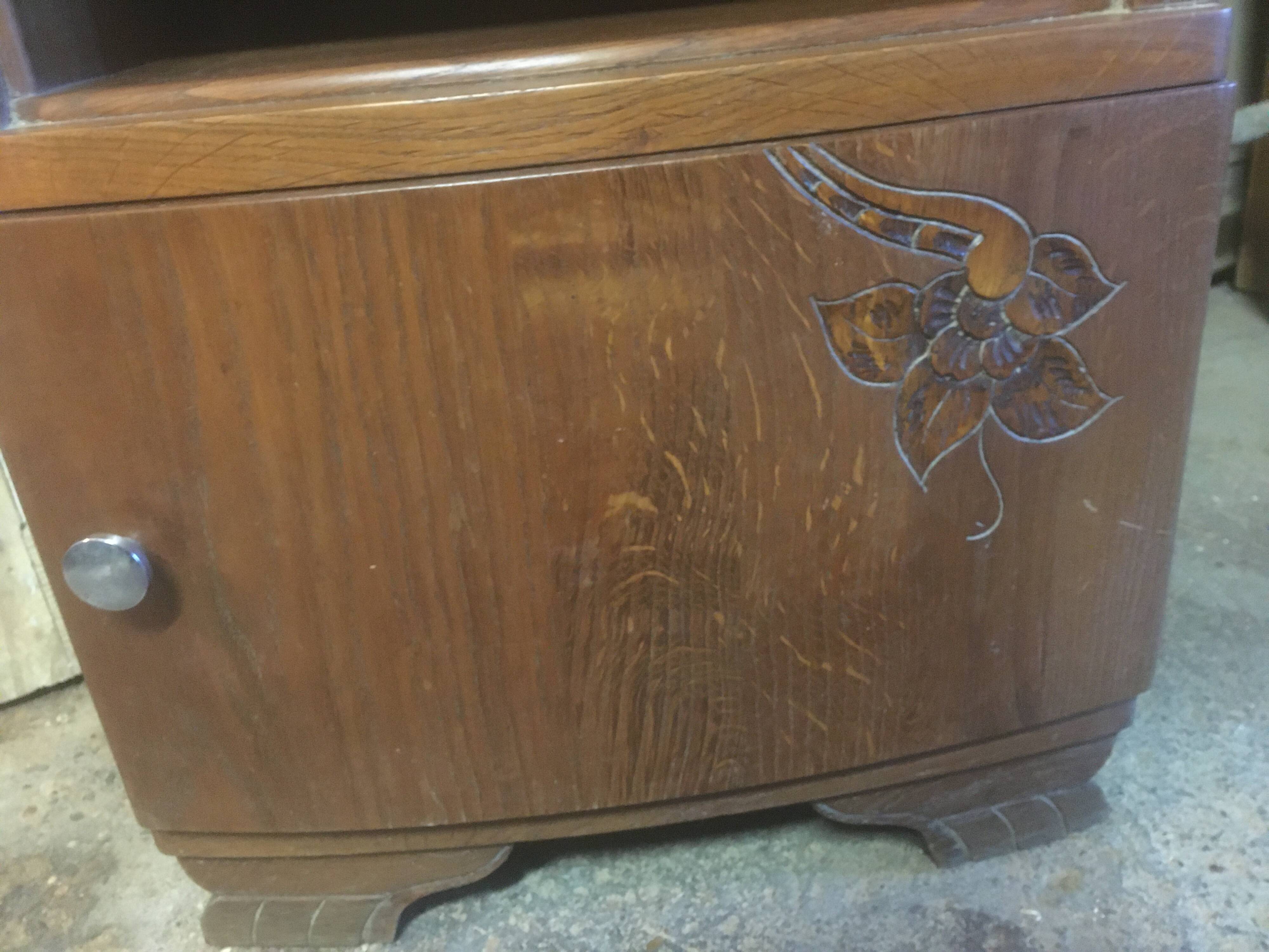 Oak bedside table from the 1930s/1940s.