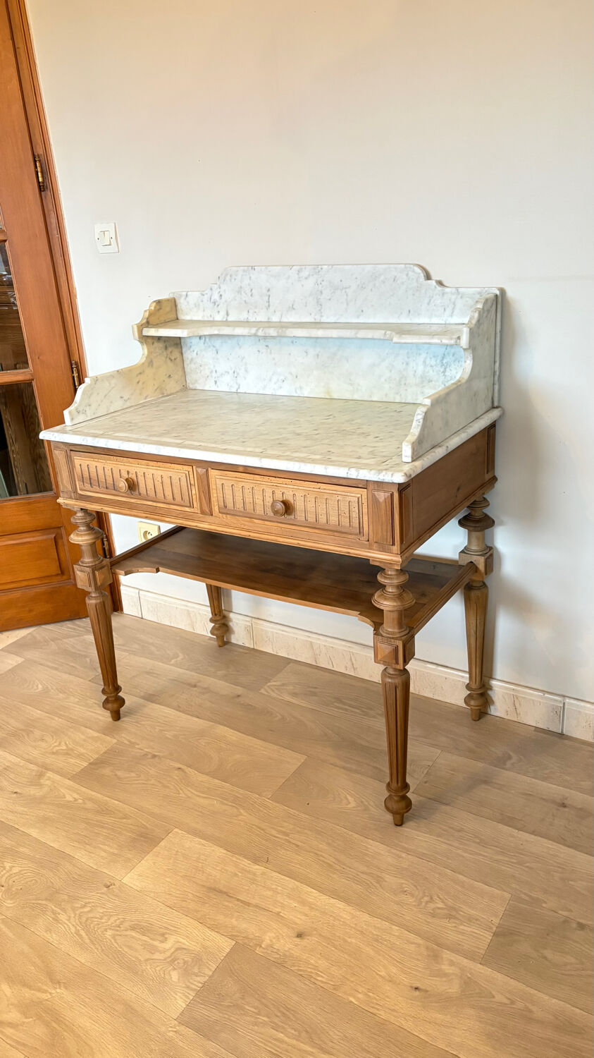 Console or dressing table in solid oak.
