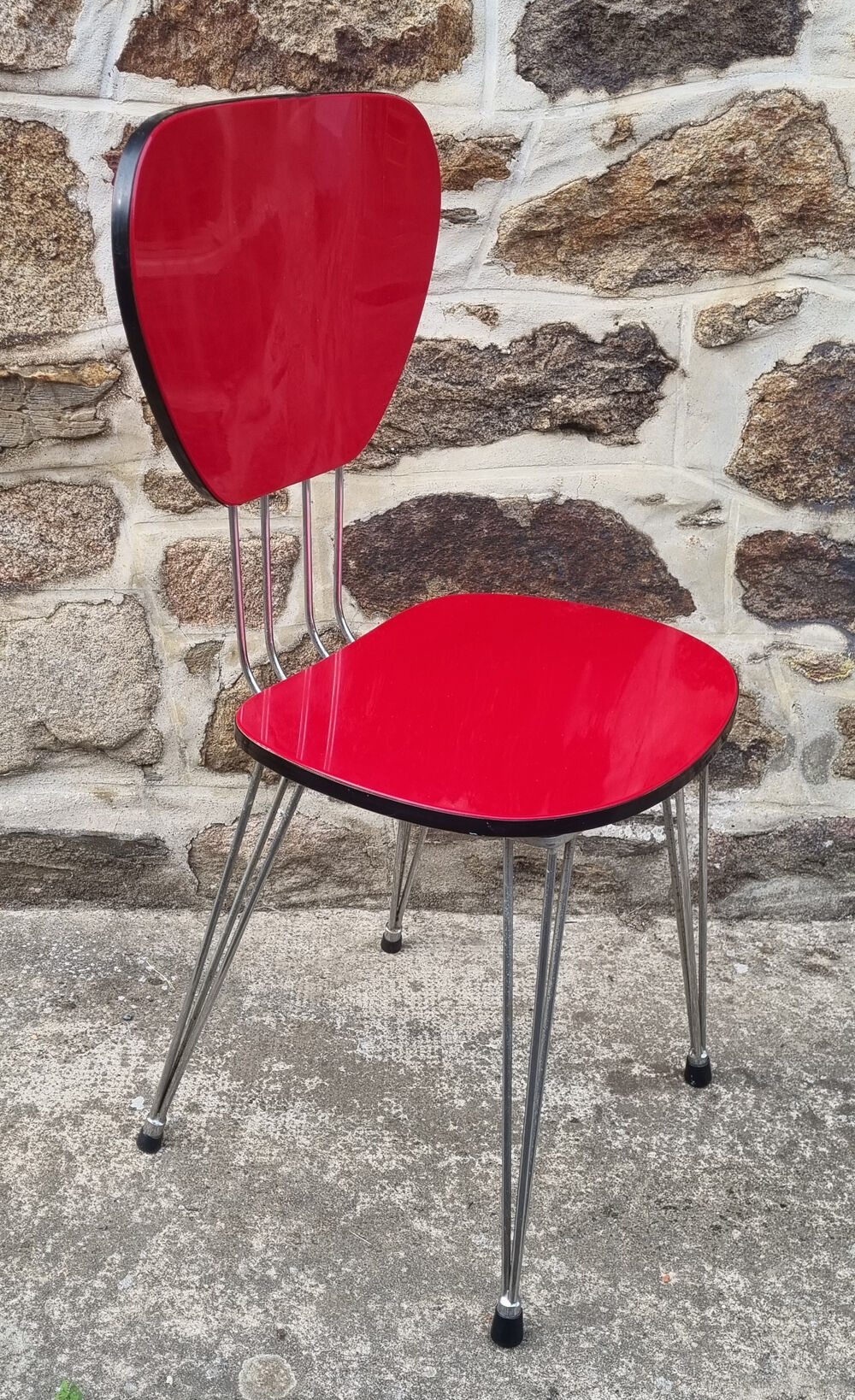 Pair of eiffel, bakelite and metal foot chairs, vintage, 70s